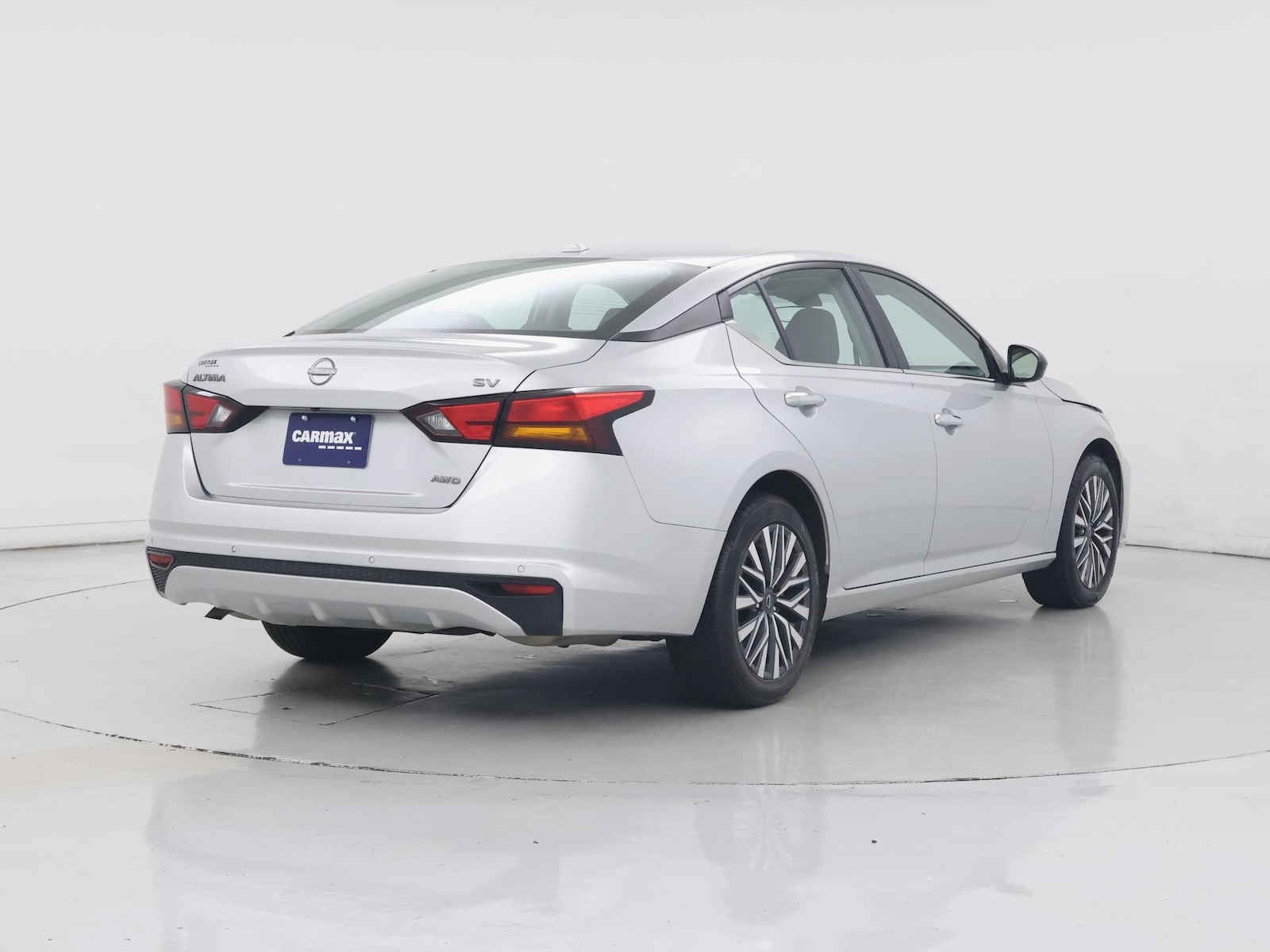 2024 Nissan Altima SV - Photo 9