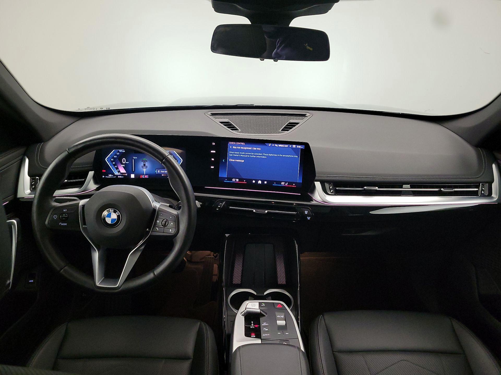Thumbnail: 2025 BMW X1 - 9