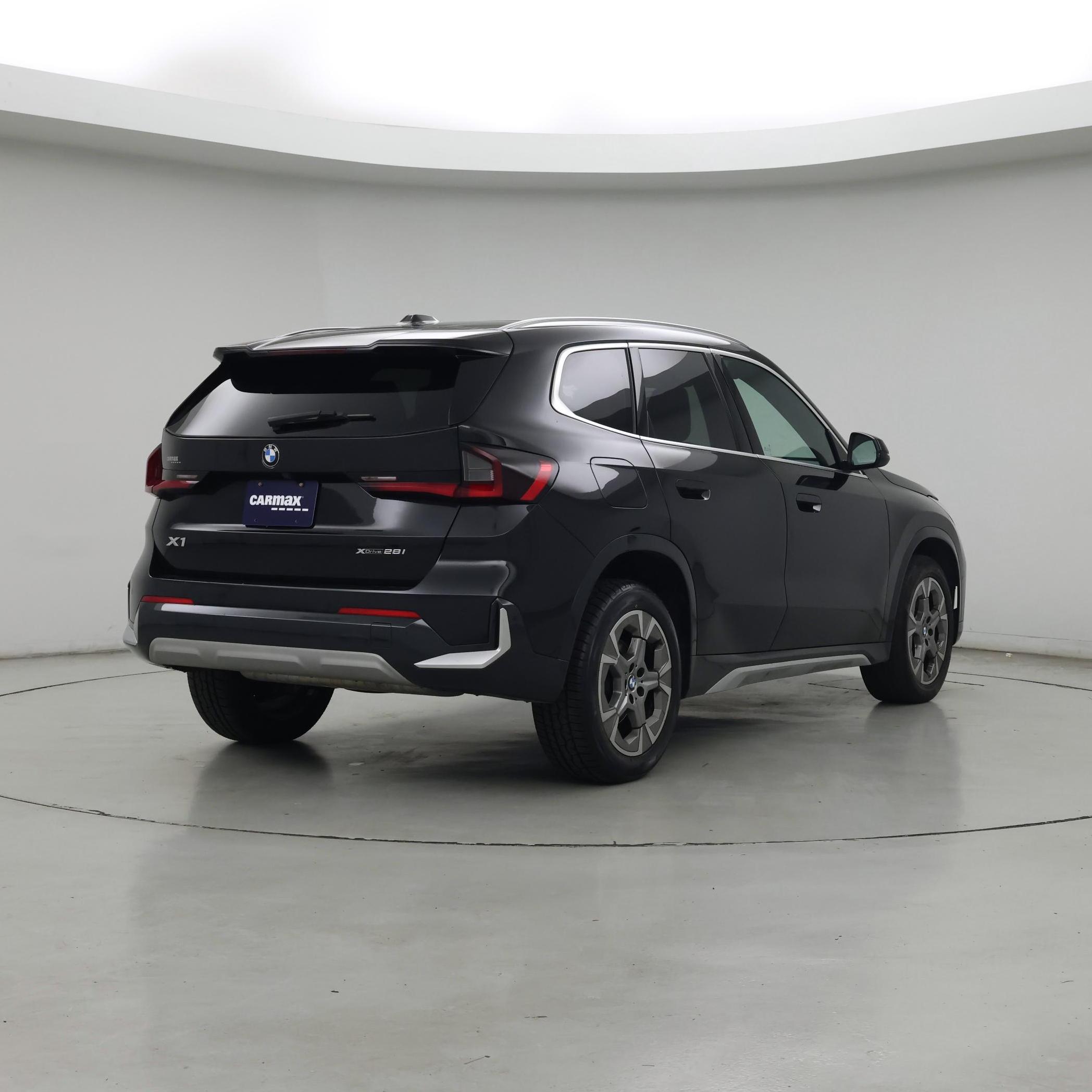 Thumbnail: 2025 BMW X1 - 8