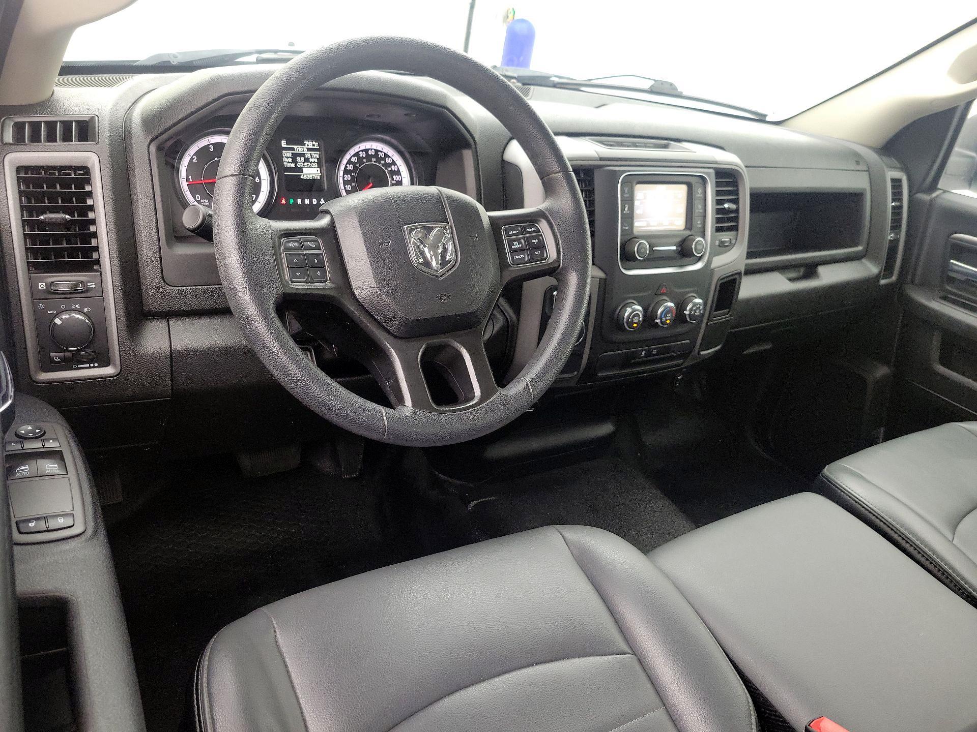 Thumbnail: 2023 RAM 1500 Classic - 9