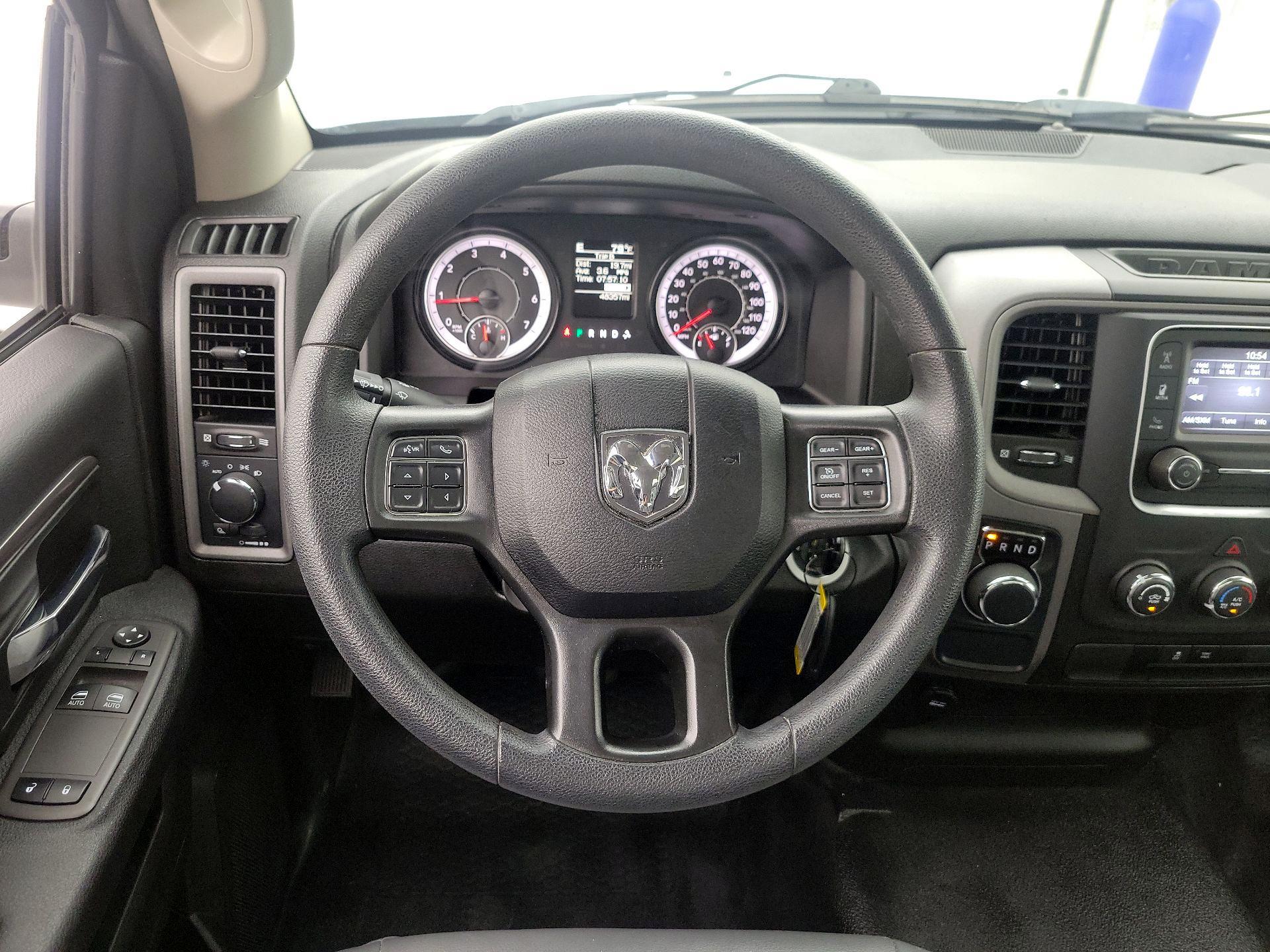 Thumbnail: 2023 RAM 1500 Classic - 10