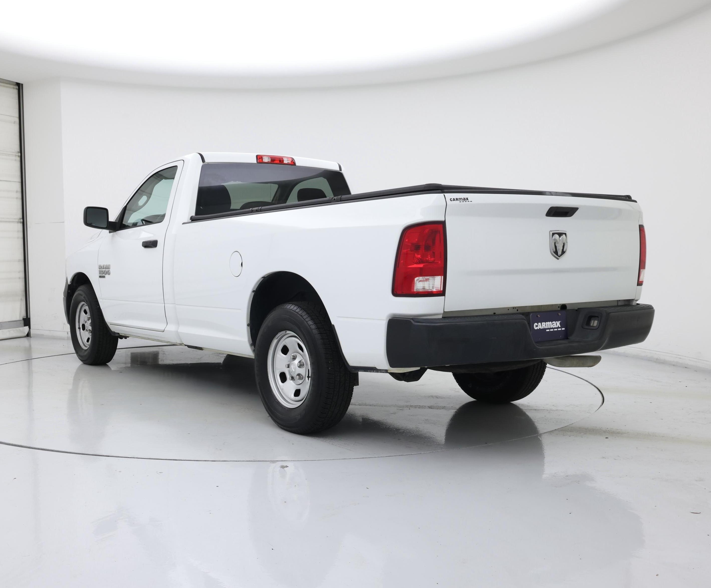 Thumbnail: 2023 RAM 1500 Classic - 2