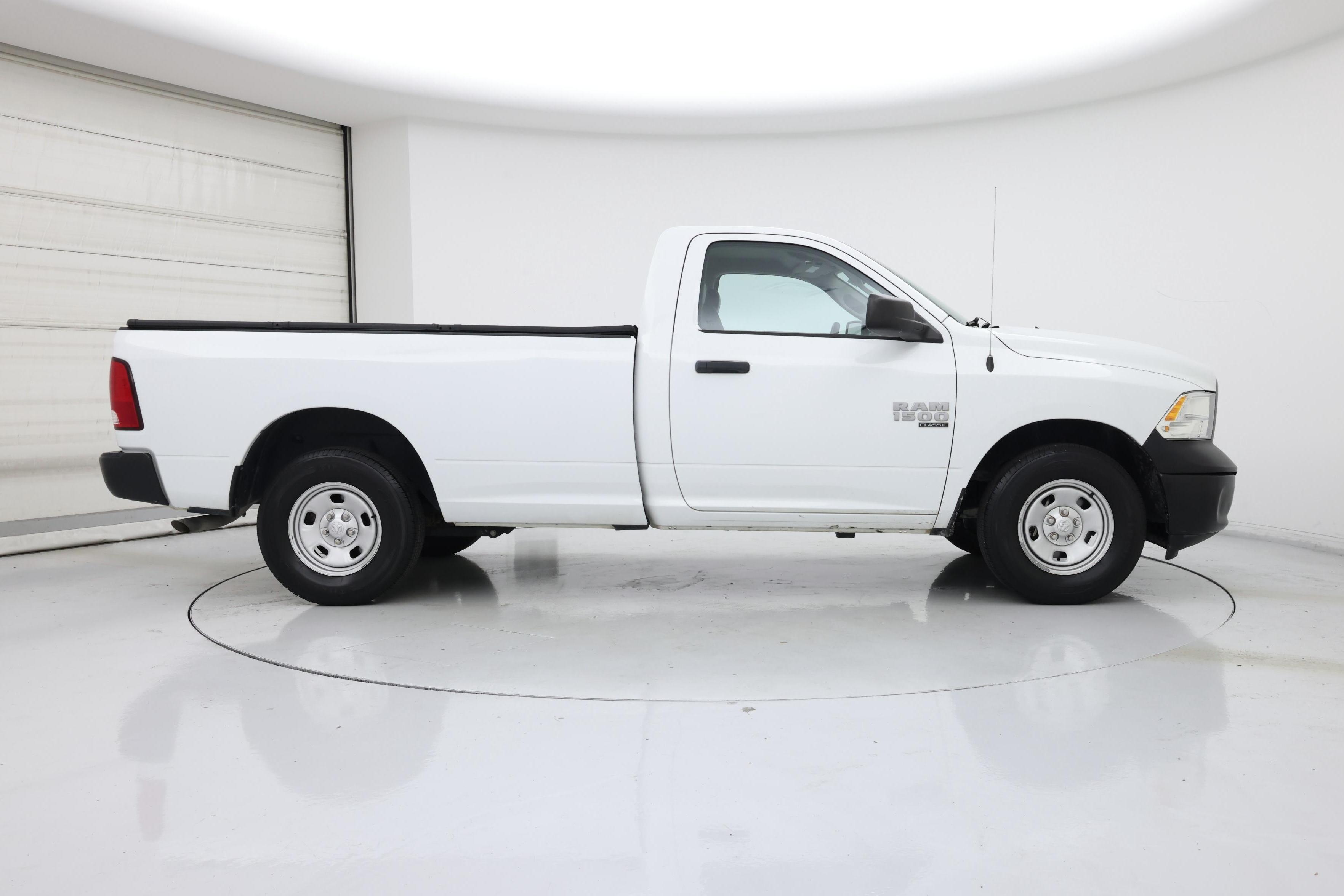 Thumbnail: 2023 RAM 1500 Classic - 7
