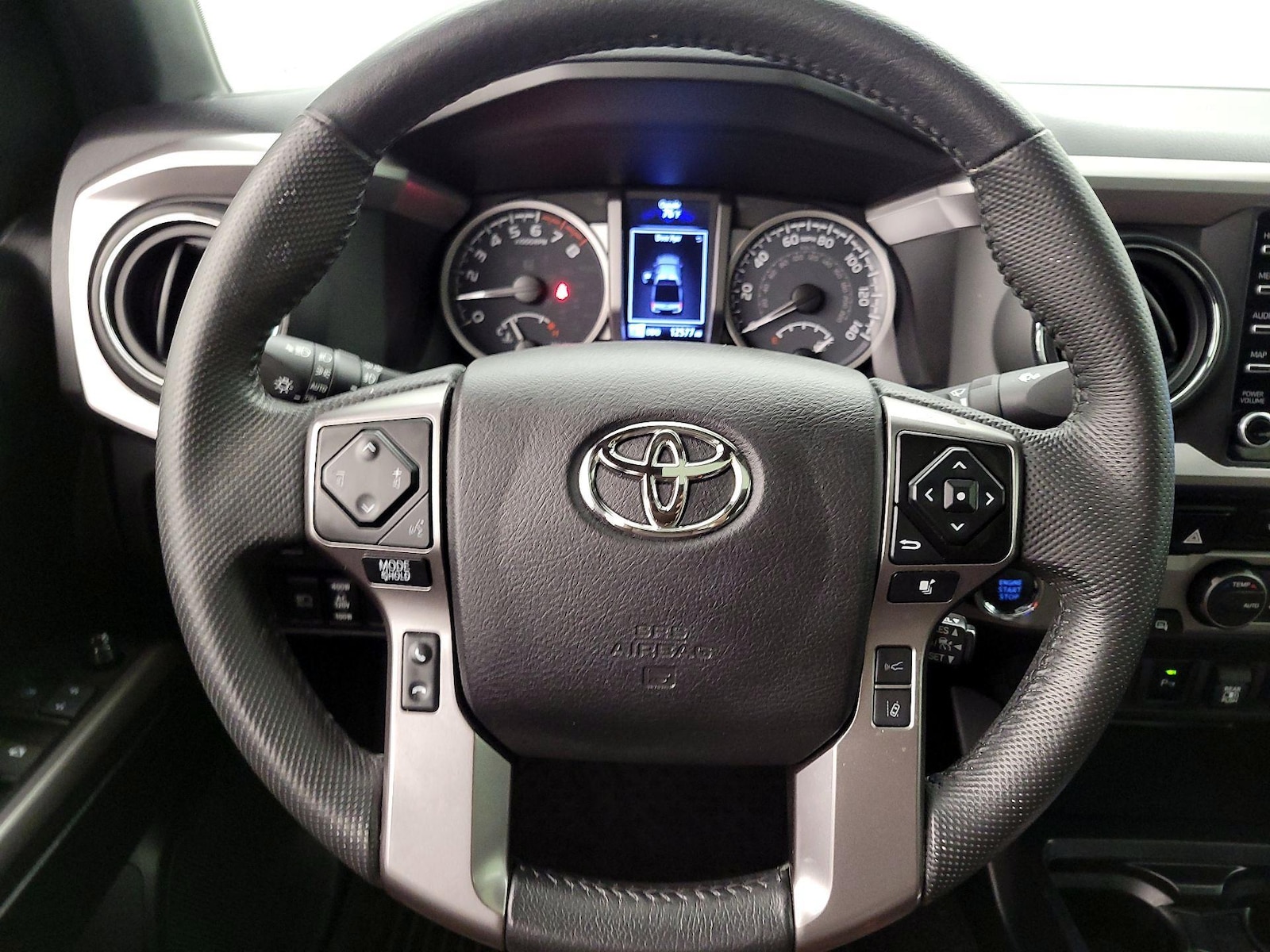 2022 Toyota Tacoma 11