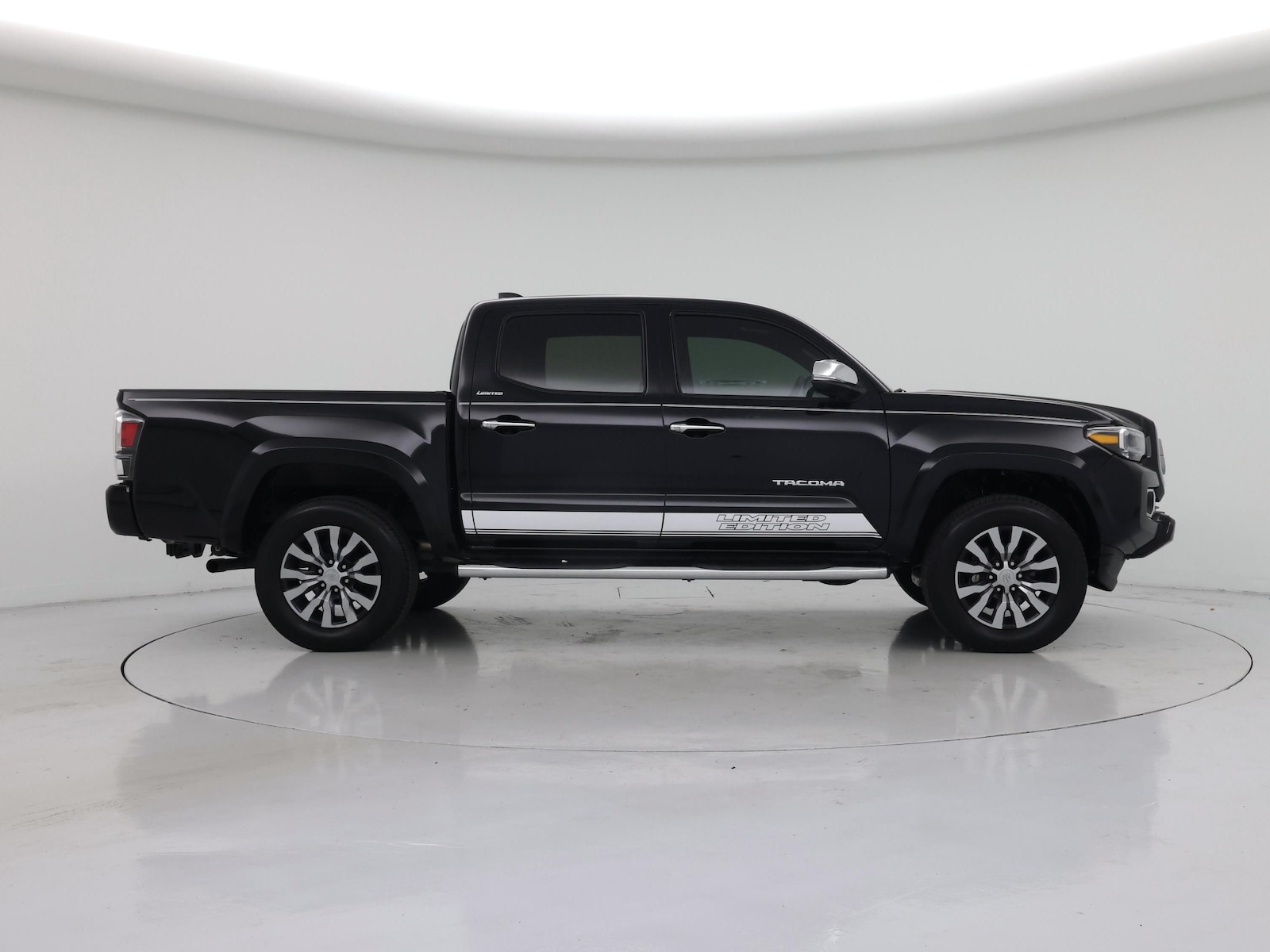 2022 Toyota Tacoma 8