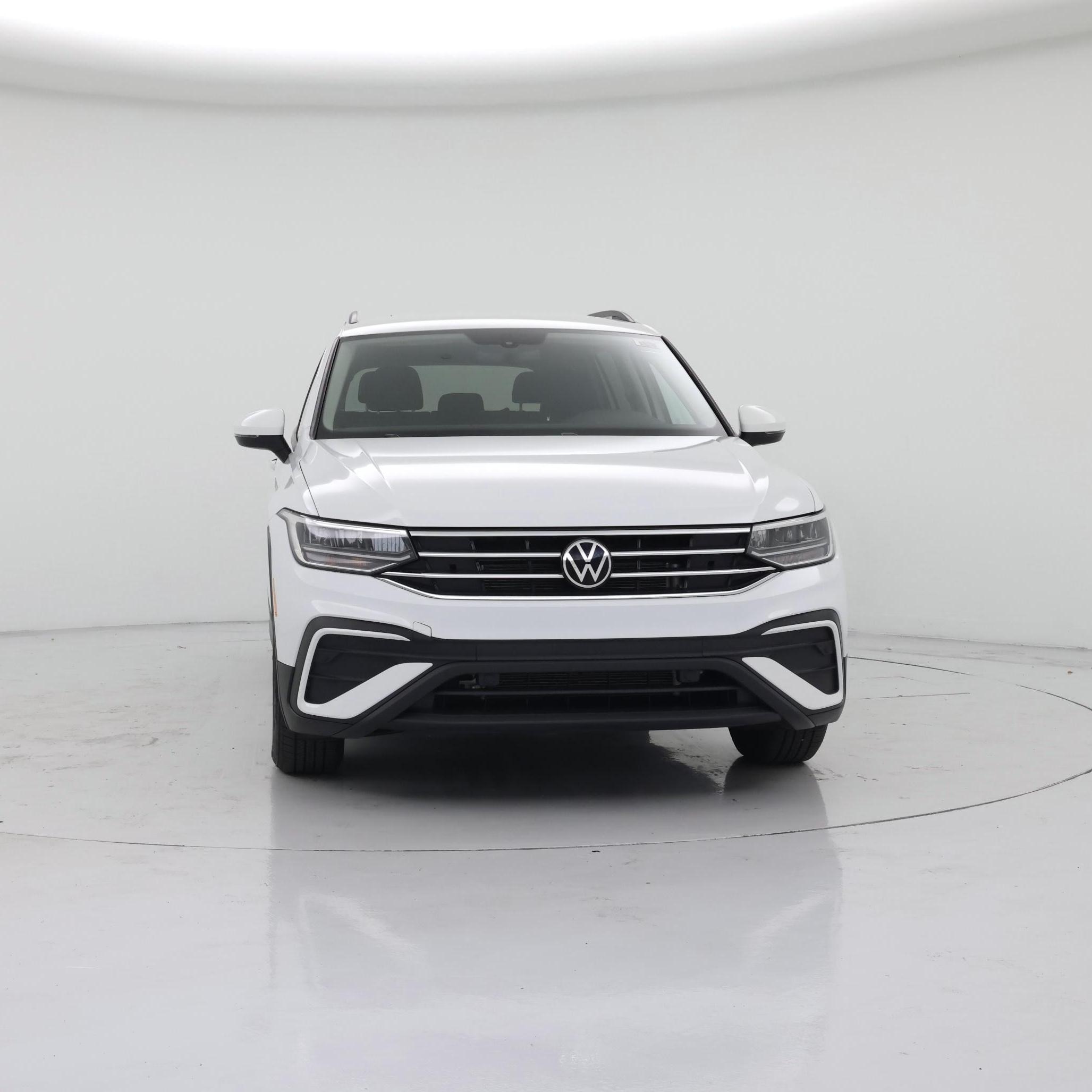 Thumbnail: 2023 Volkswagen Tiguan - 5