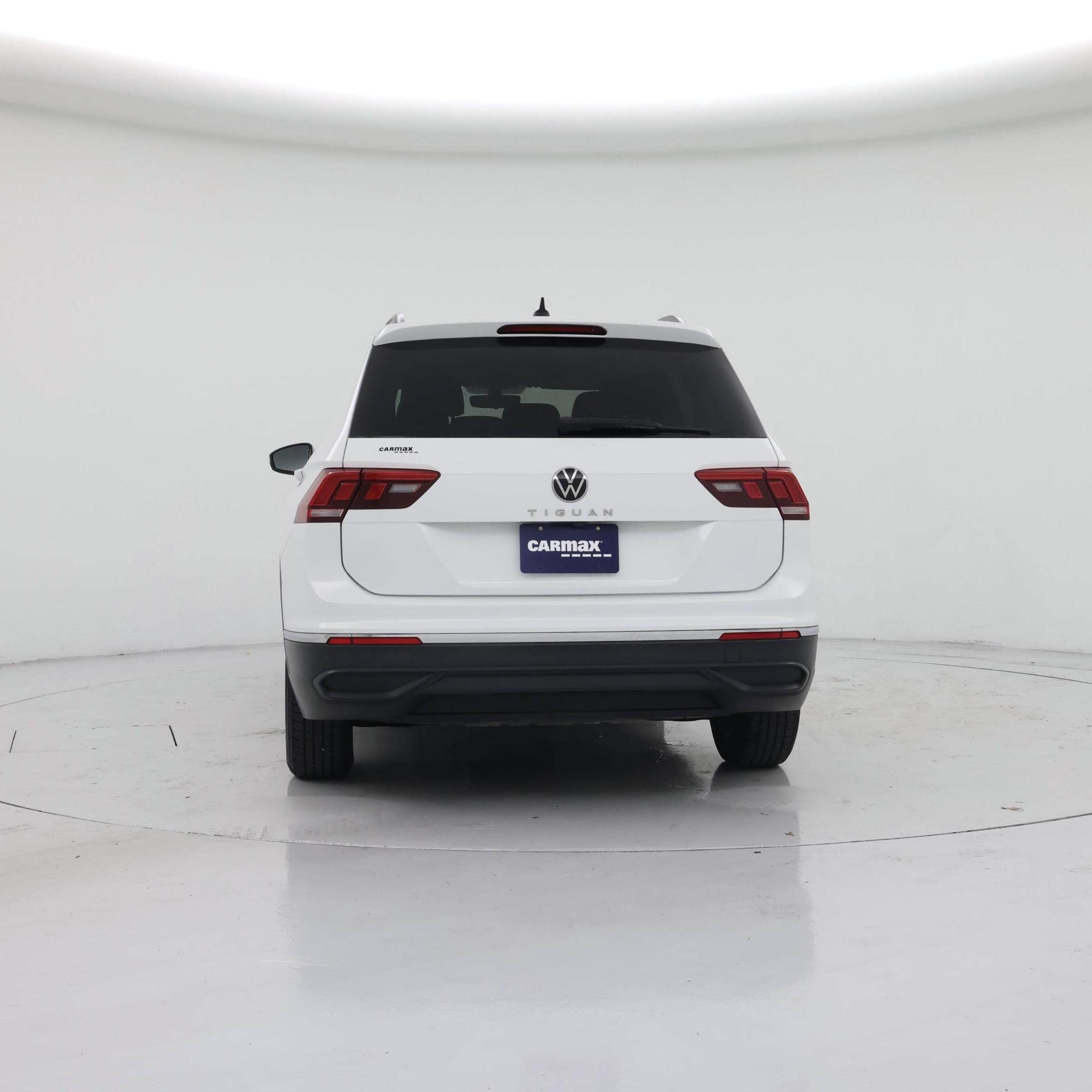 Thumbnail: 2023 Volkswagen Tiguan - 6