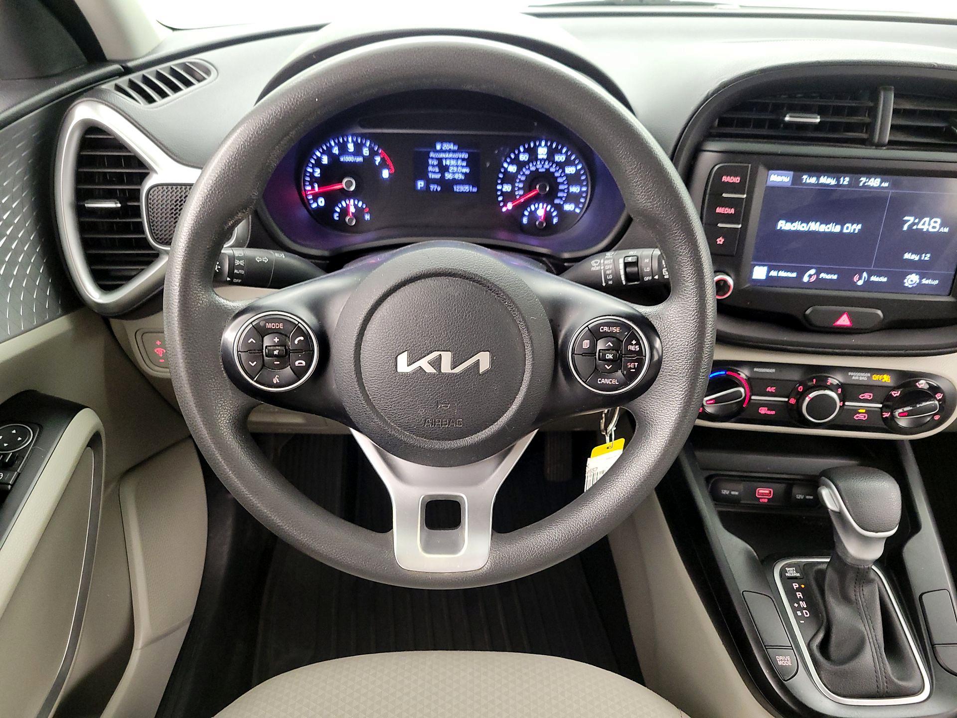 Thumbnail: 2022 Kia Soul - 10