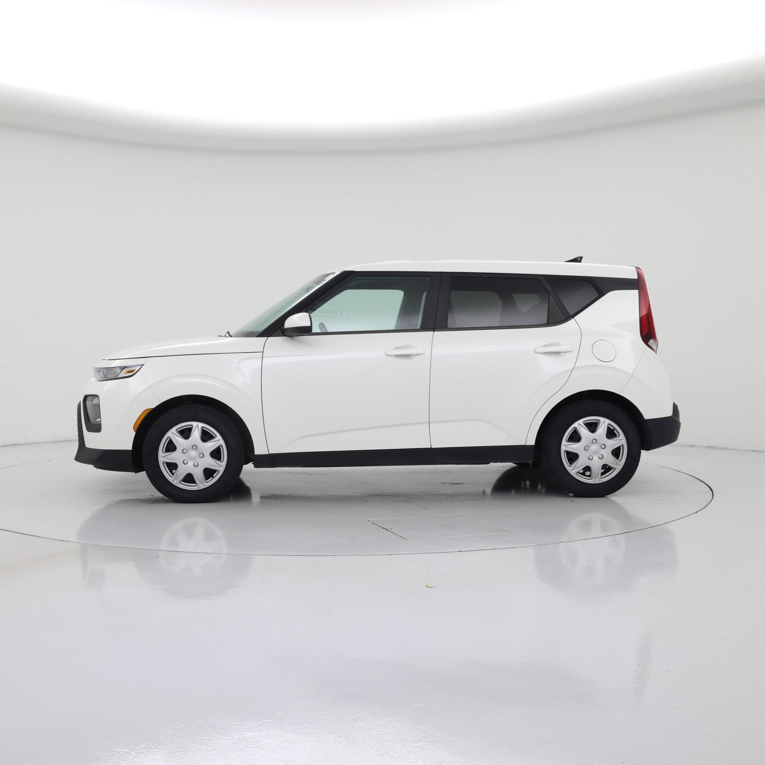 Thumbnail: 2022 Kia Soul - 3