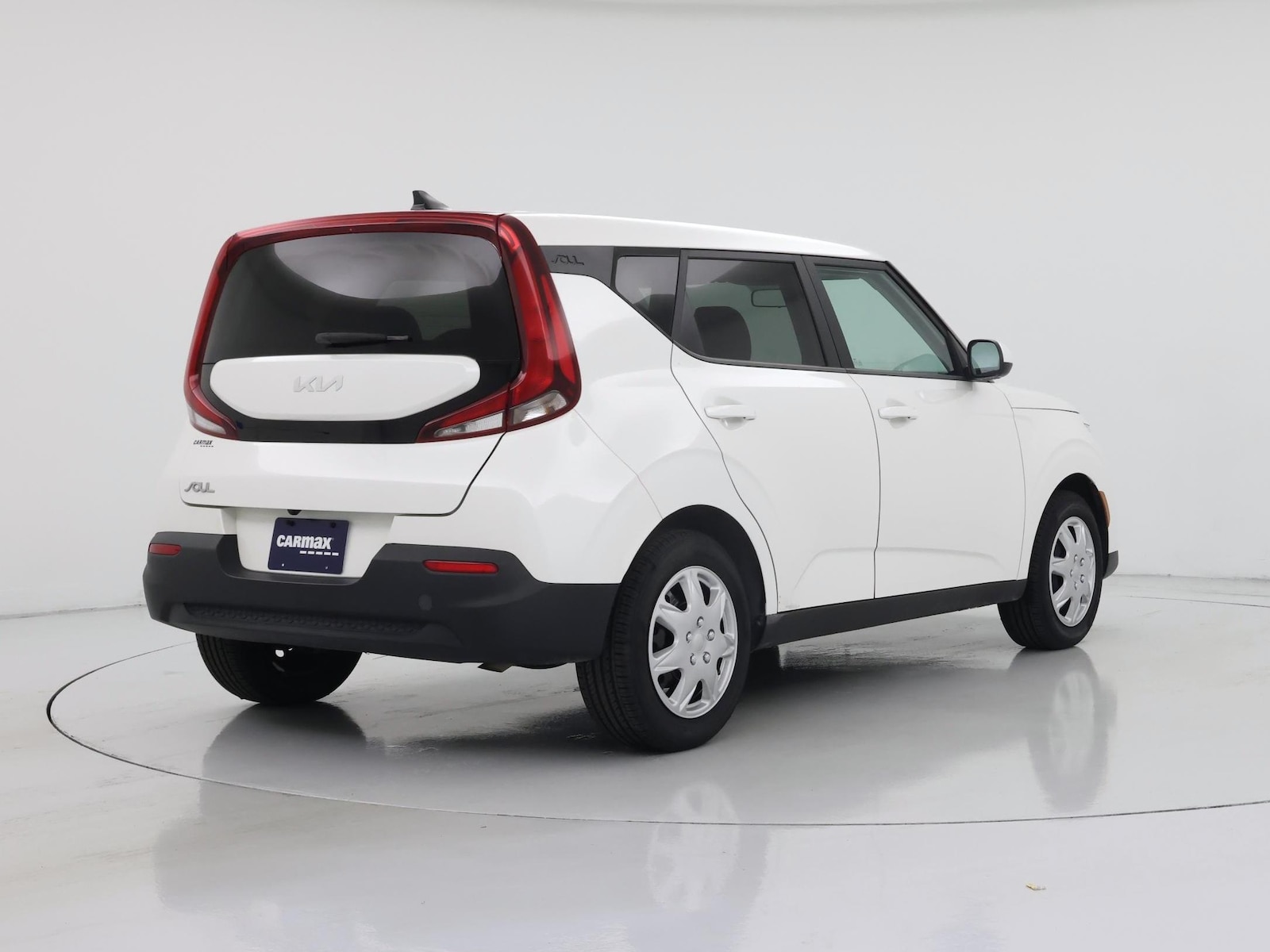 2022 Kia Soul LX - Photo 9