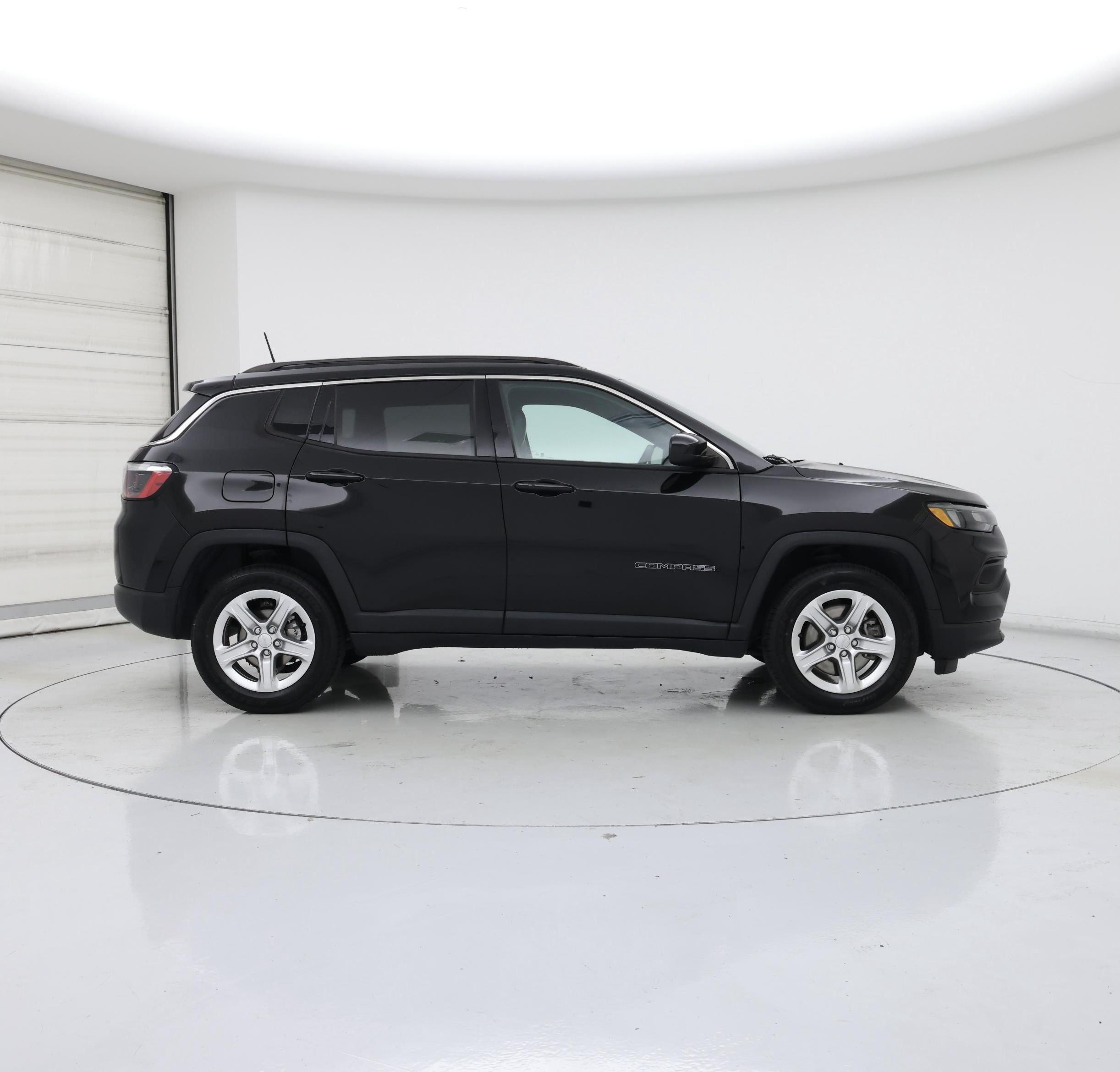 Thumbnail: 2023 Jeep Compass - 7