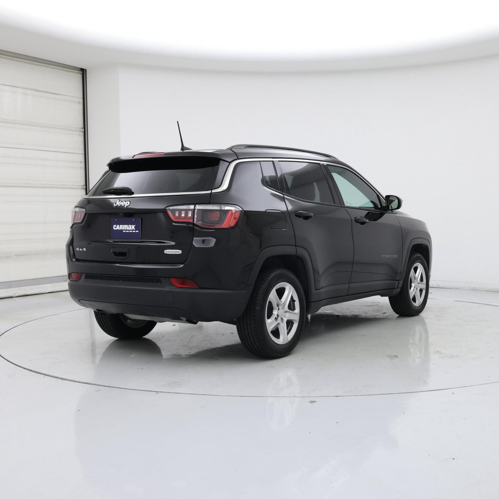 Thumbnail: 2023 Jeep Compass - 8
