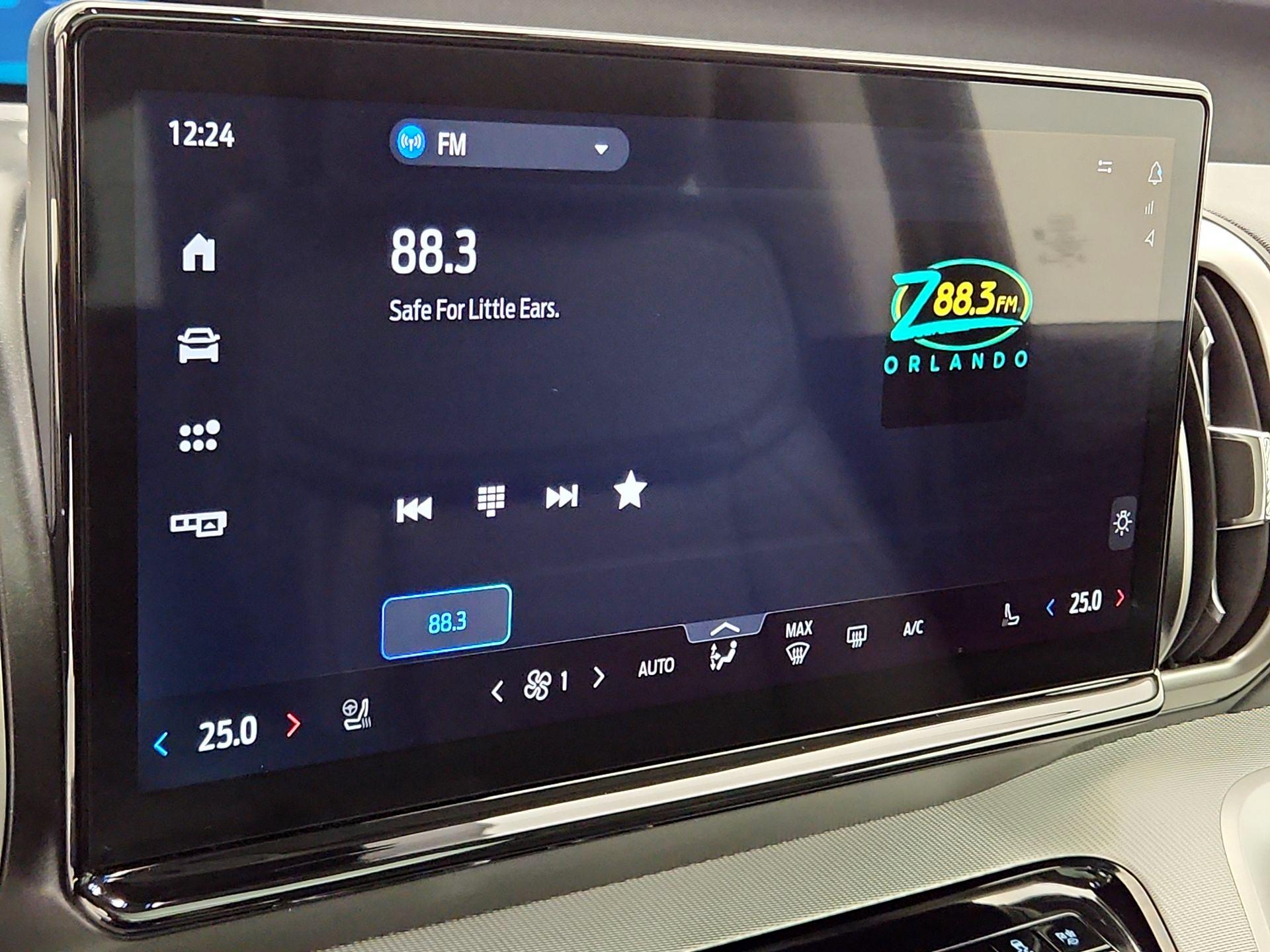 Thumbnail: 2025 Ford Expedition - 16