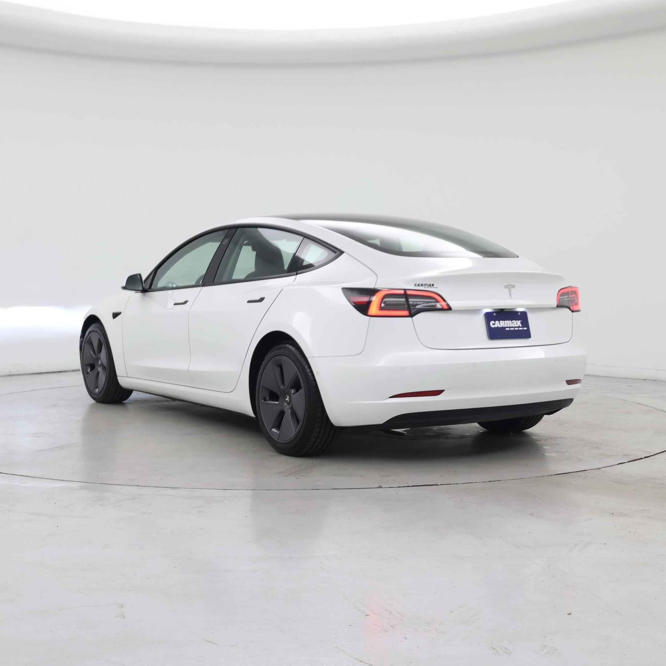 Thumbnail: 2021 Tesla Model 3 - 2