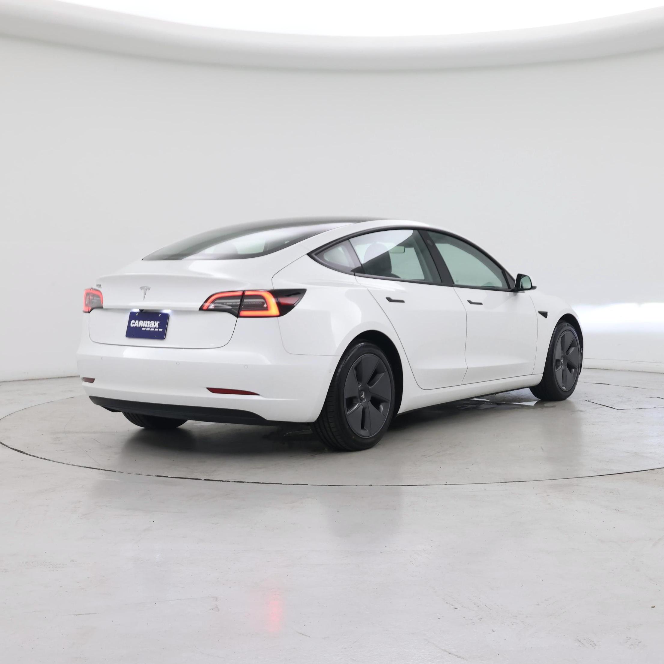 Thumbnail: 2021 Tesla Model 3 - 8