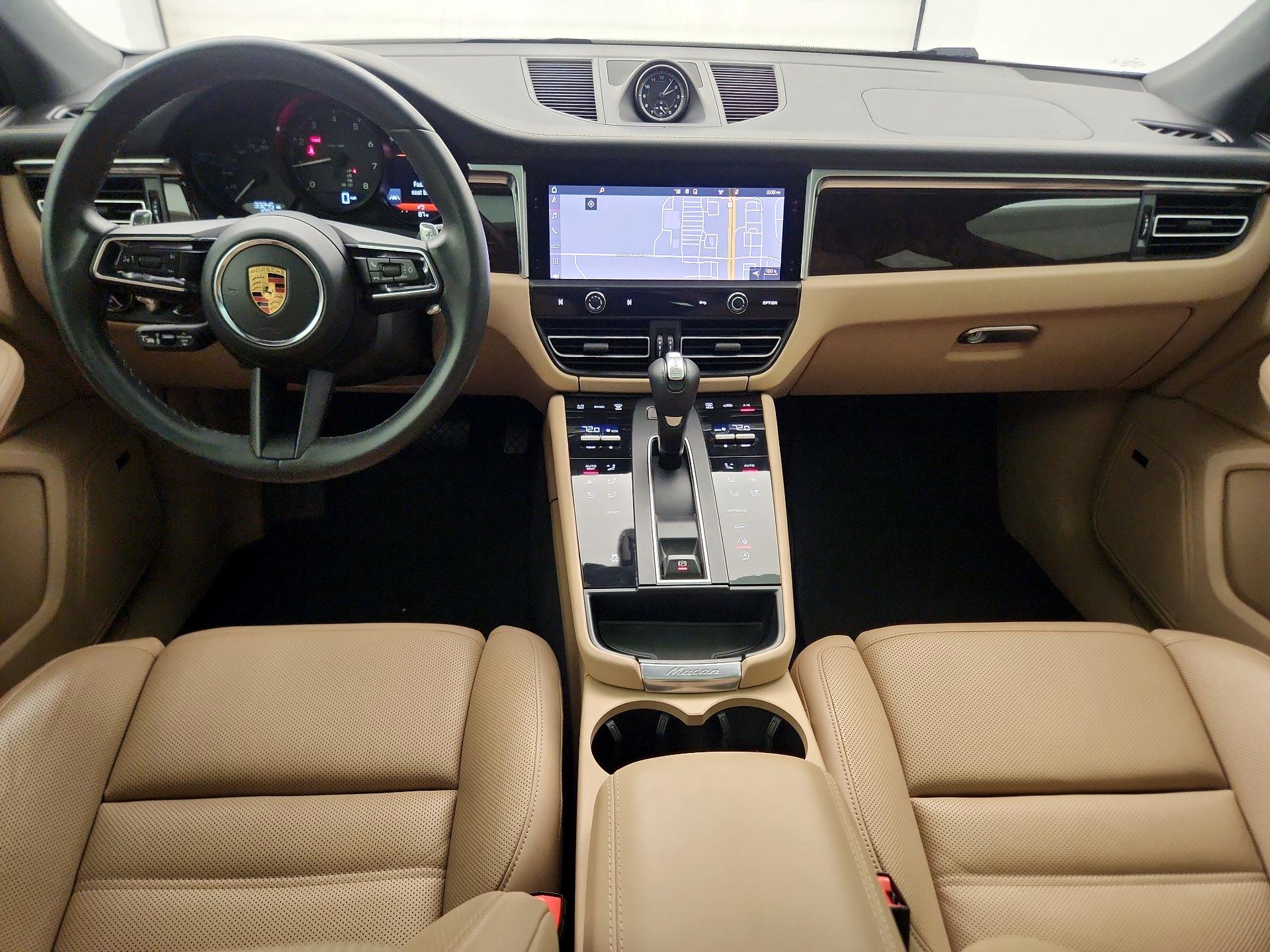 Thumbnail: 2022 Porsche Macan - 9