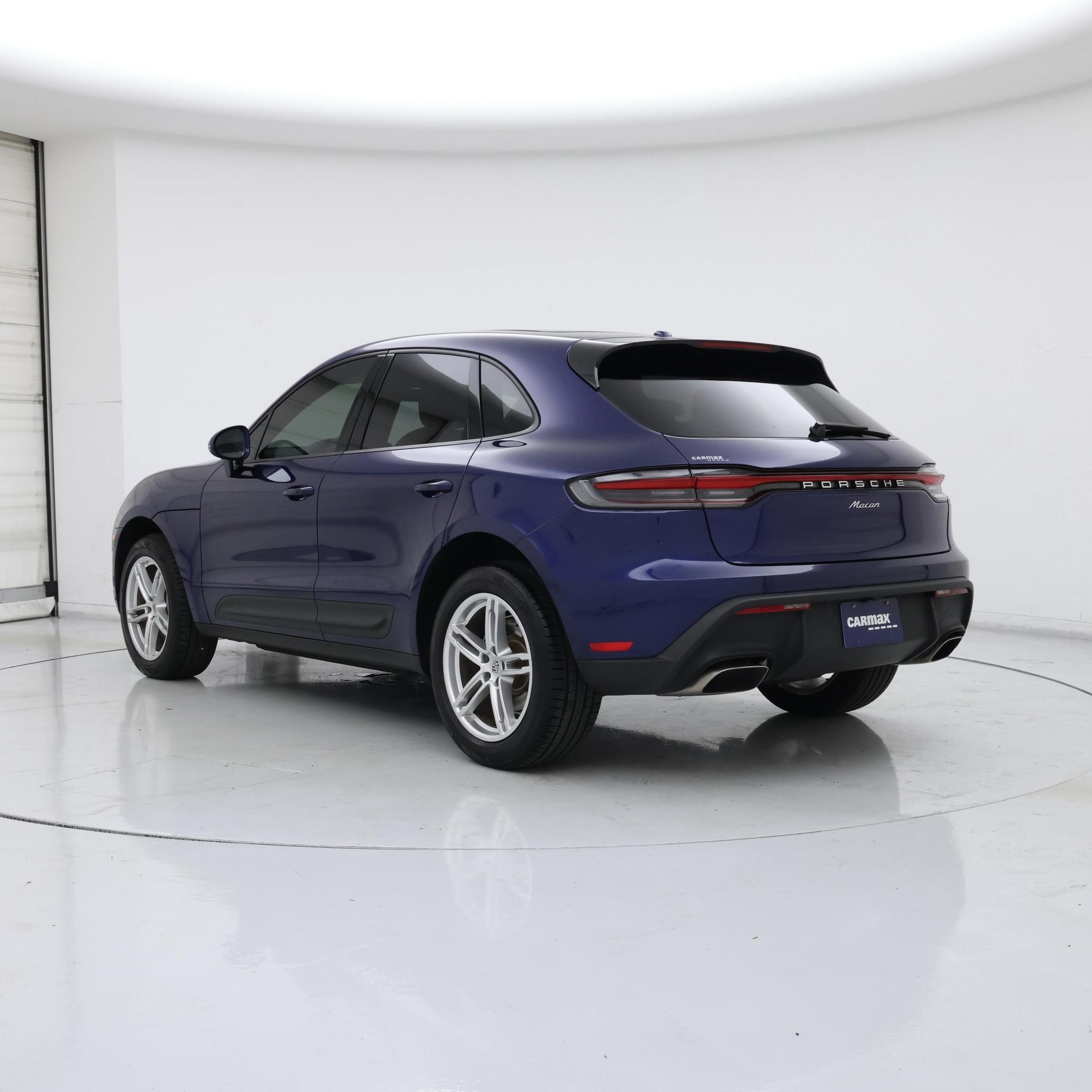 Thumbnail: 2022 Porsche Macan - 2