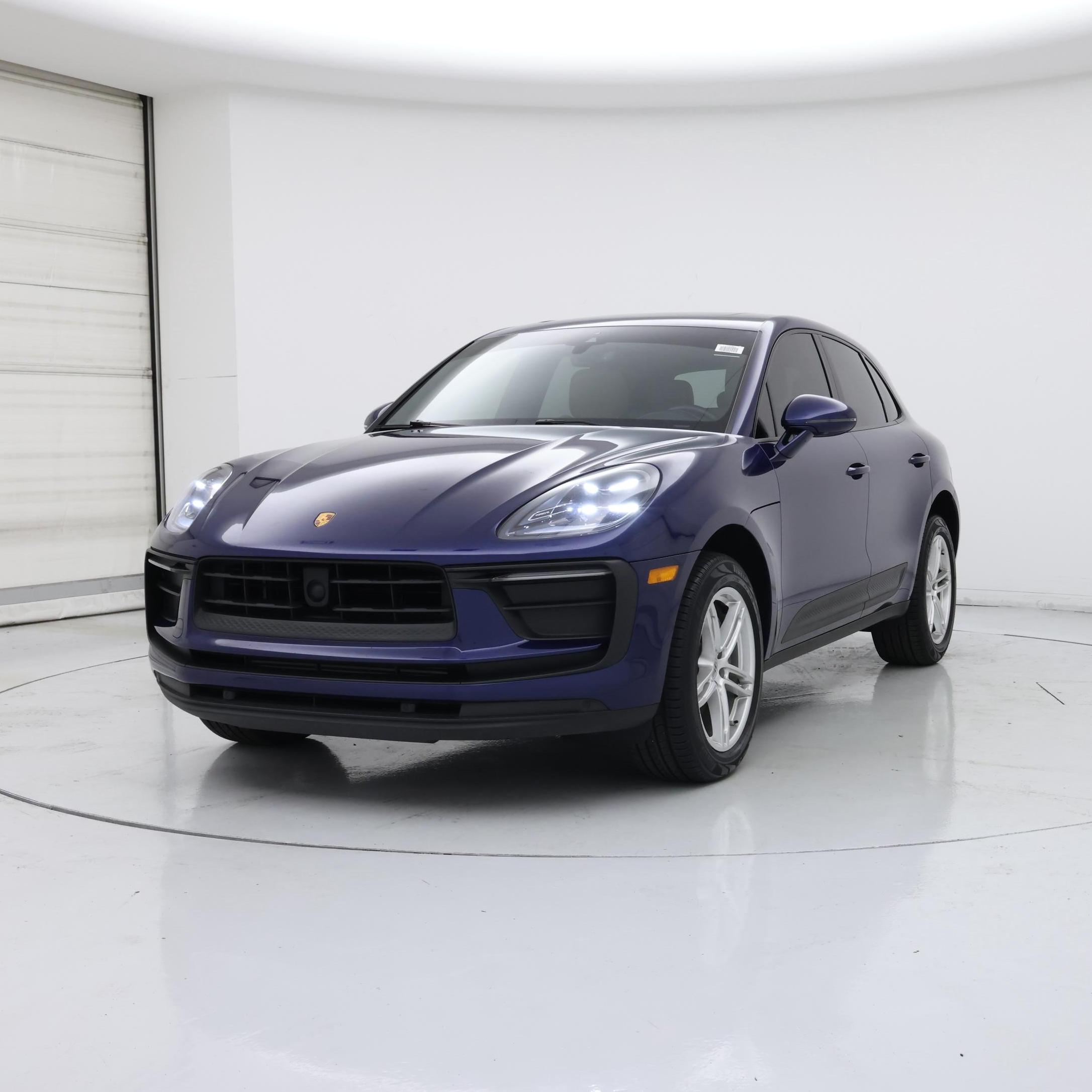 Thumbnail: 2022 Porsche Macan - 4