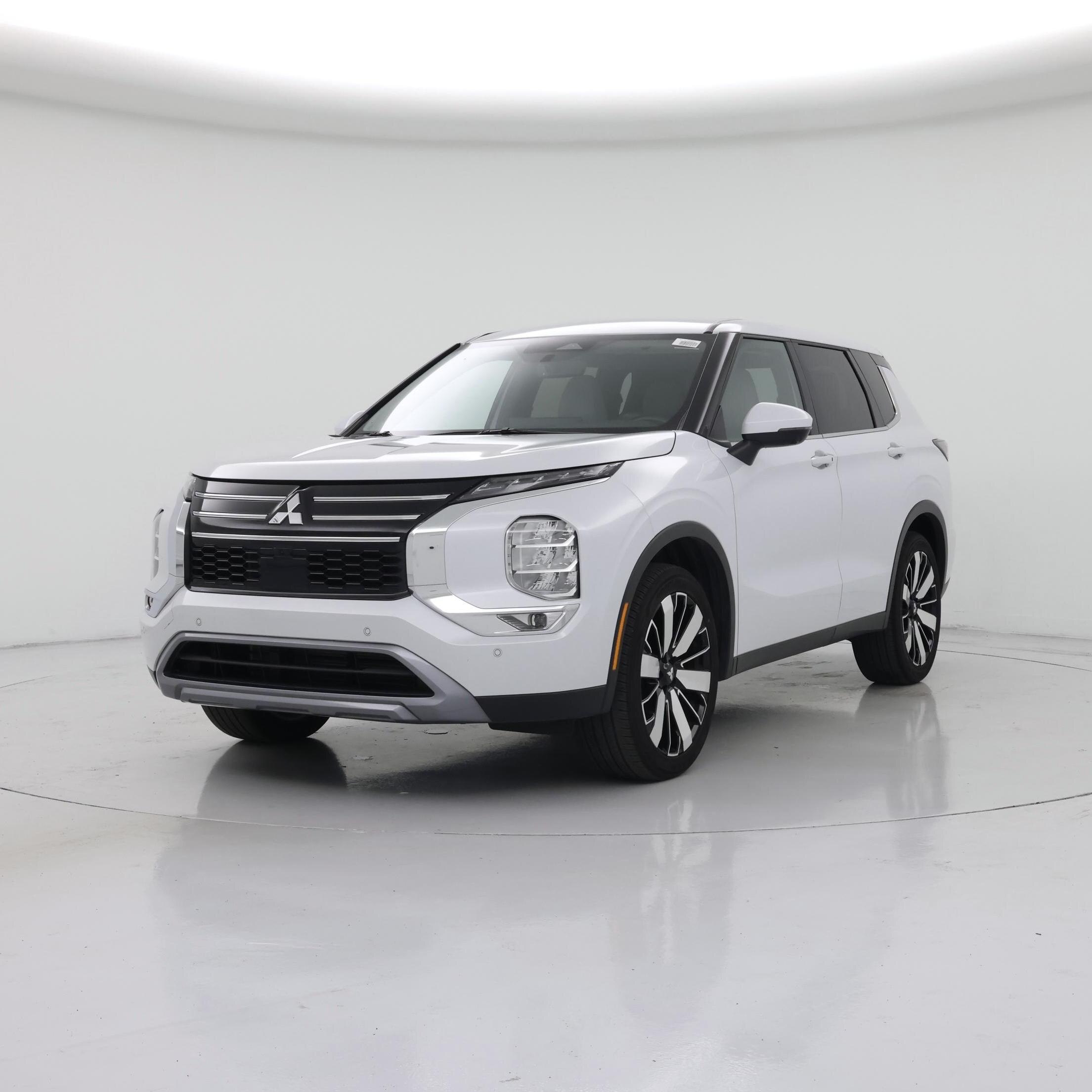 Thumbnail: 2025 Mitsubishi Outlander - 4