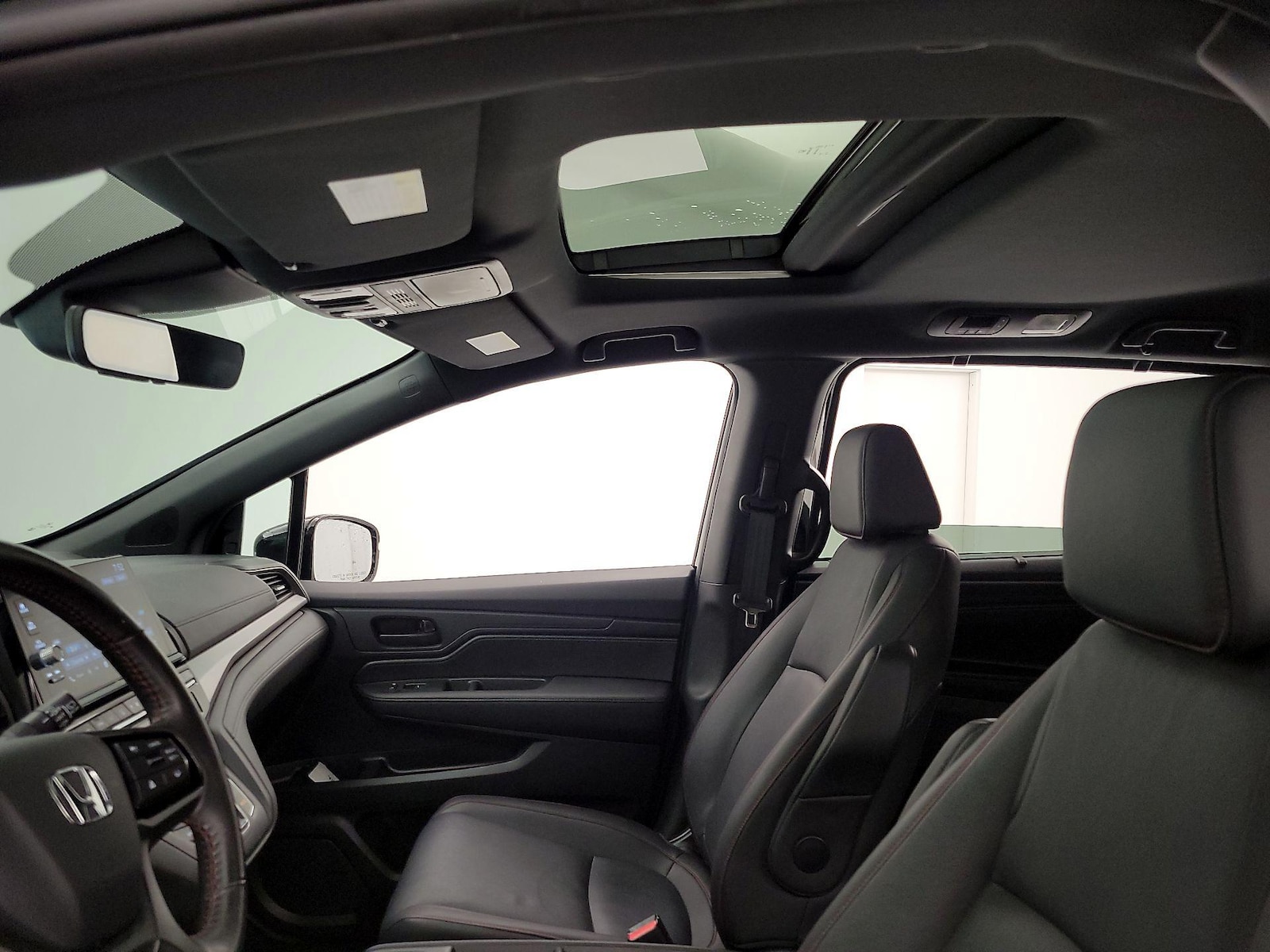 2025 Honda Odyssey Sport L - Photo 20