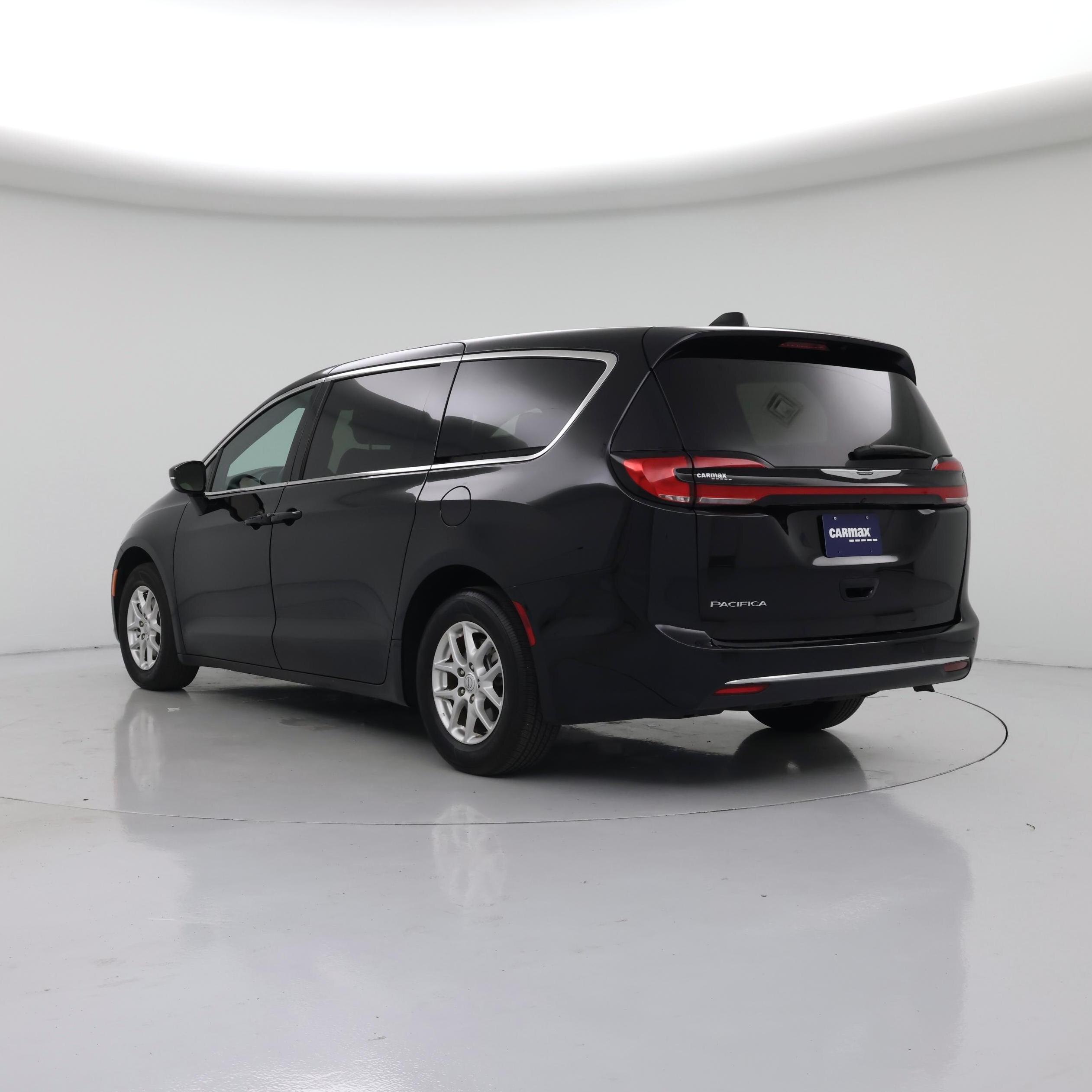 Thumbnail: 2025 Chrysler Pacifica - 2