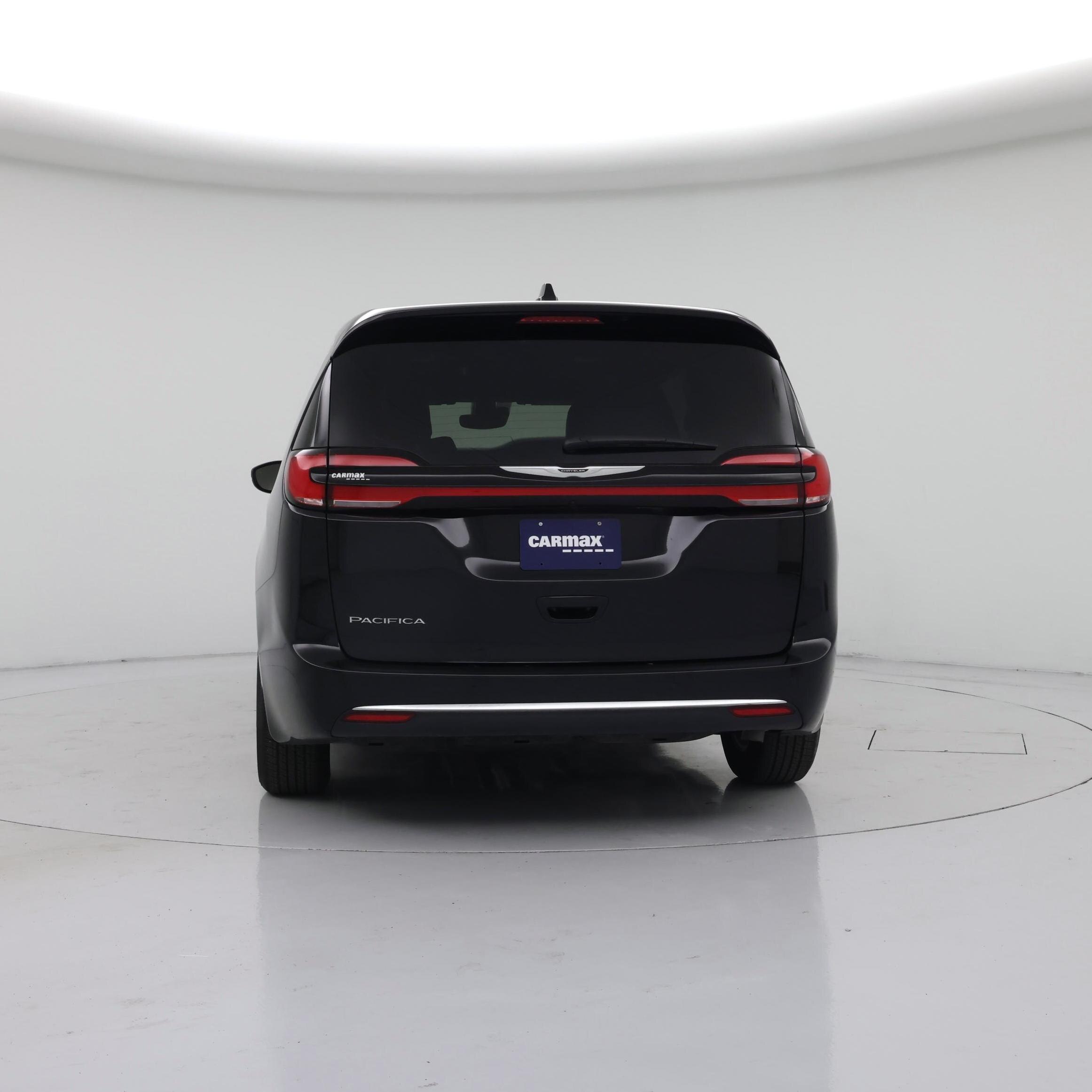 Thumbnail: 2025 Chrysler Pacifica - 6