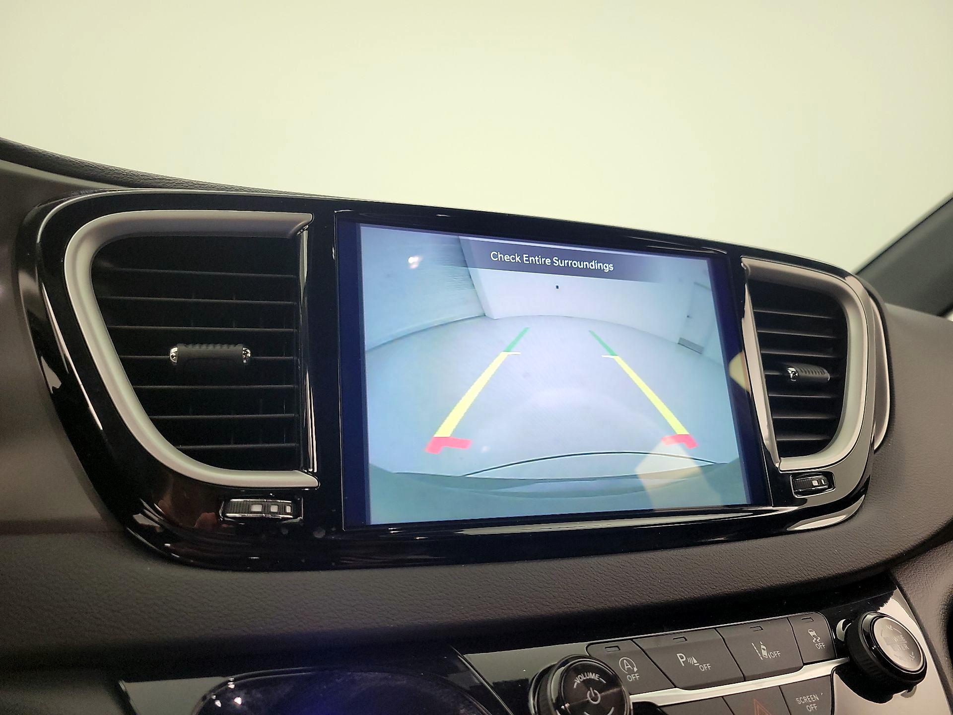 Thumbnail: 2025 Chrysler Pacifica - 14