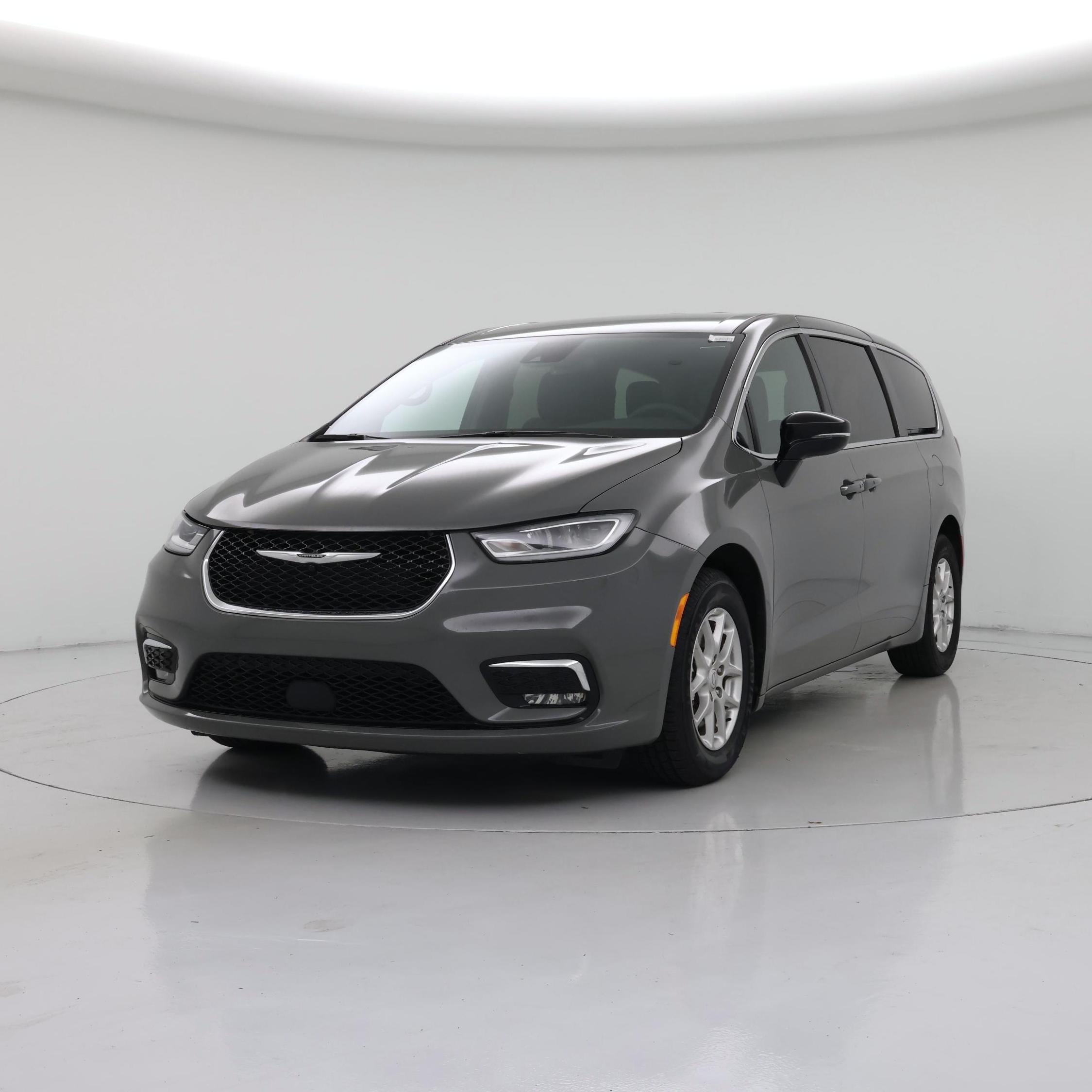Thumbnail: 2025 Chrysler Pacifica - 4