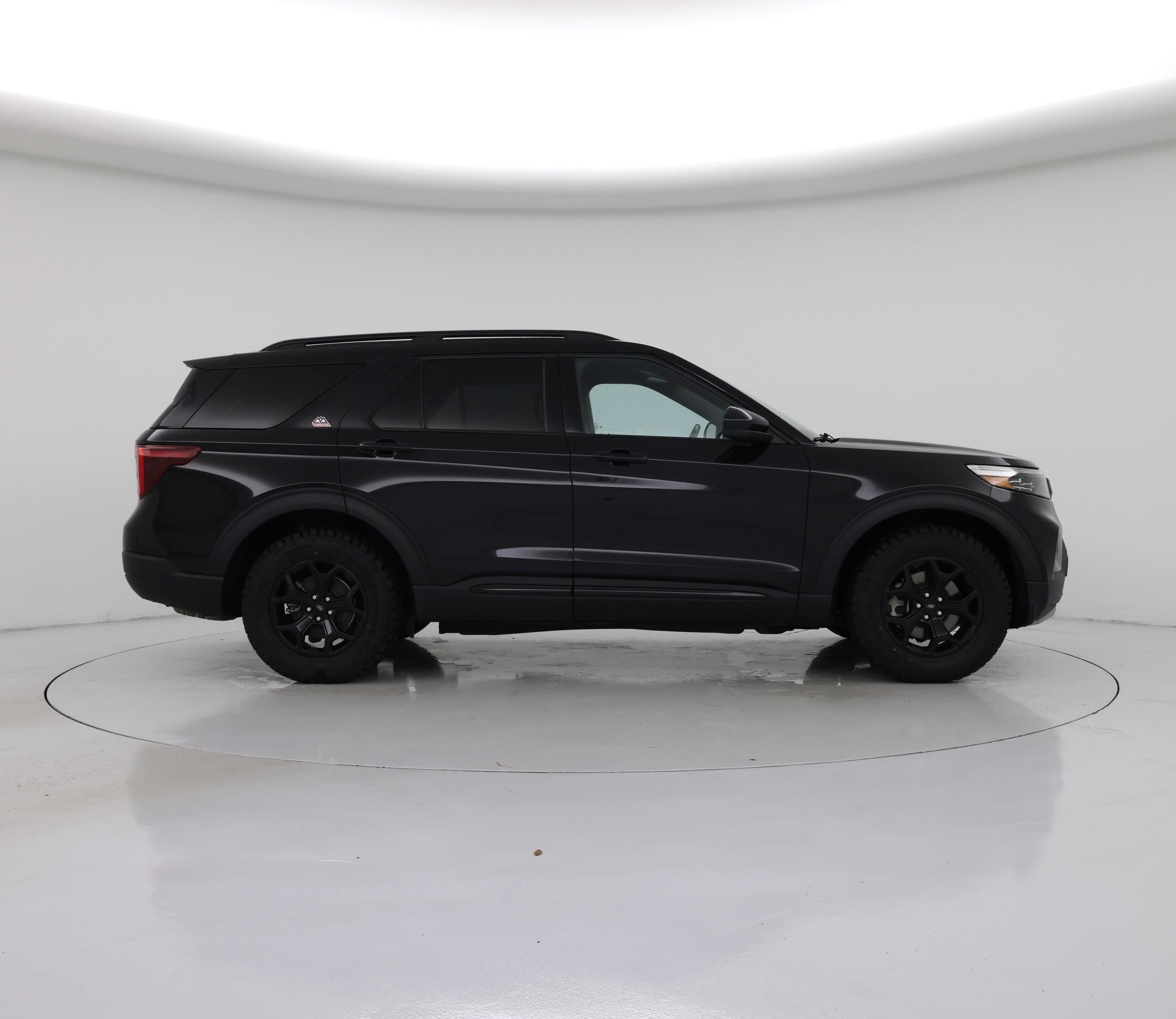 Thumbnail: 2022 Ford Explorer - 7