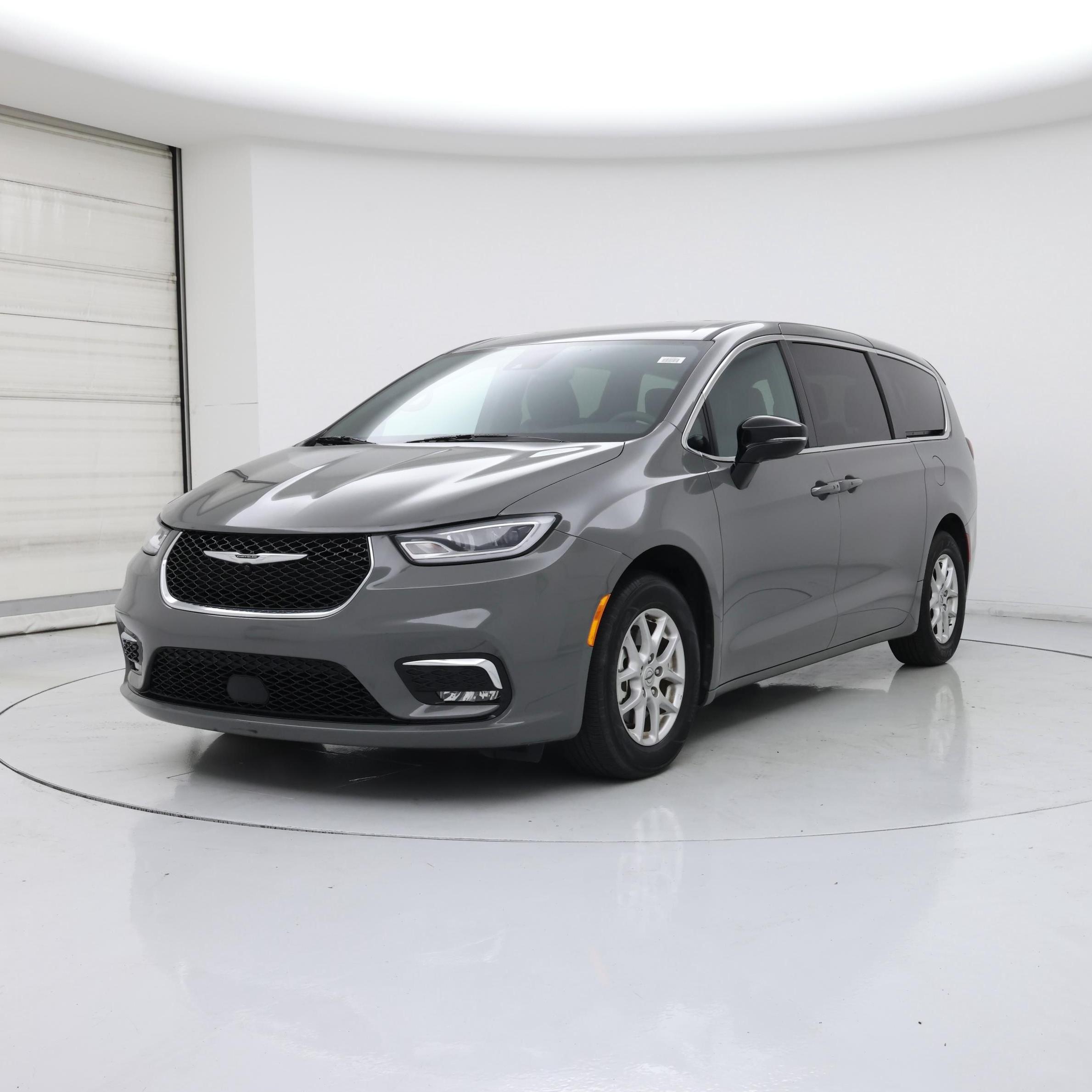 Thumbnail: 2025 Chrysler Pacifica - 4