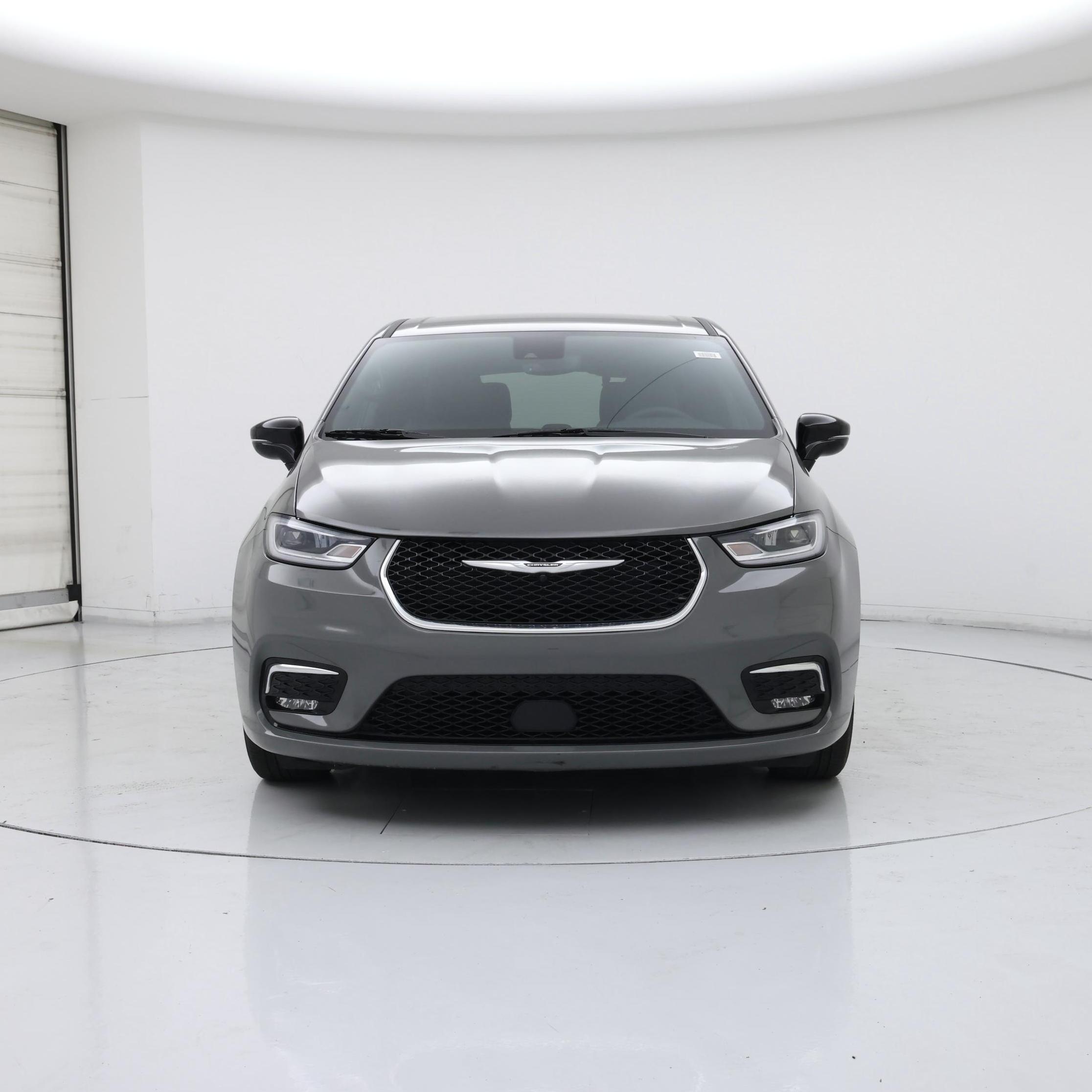 Thumbnail: 2025 Chrysler Pacifica - 5