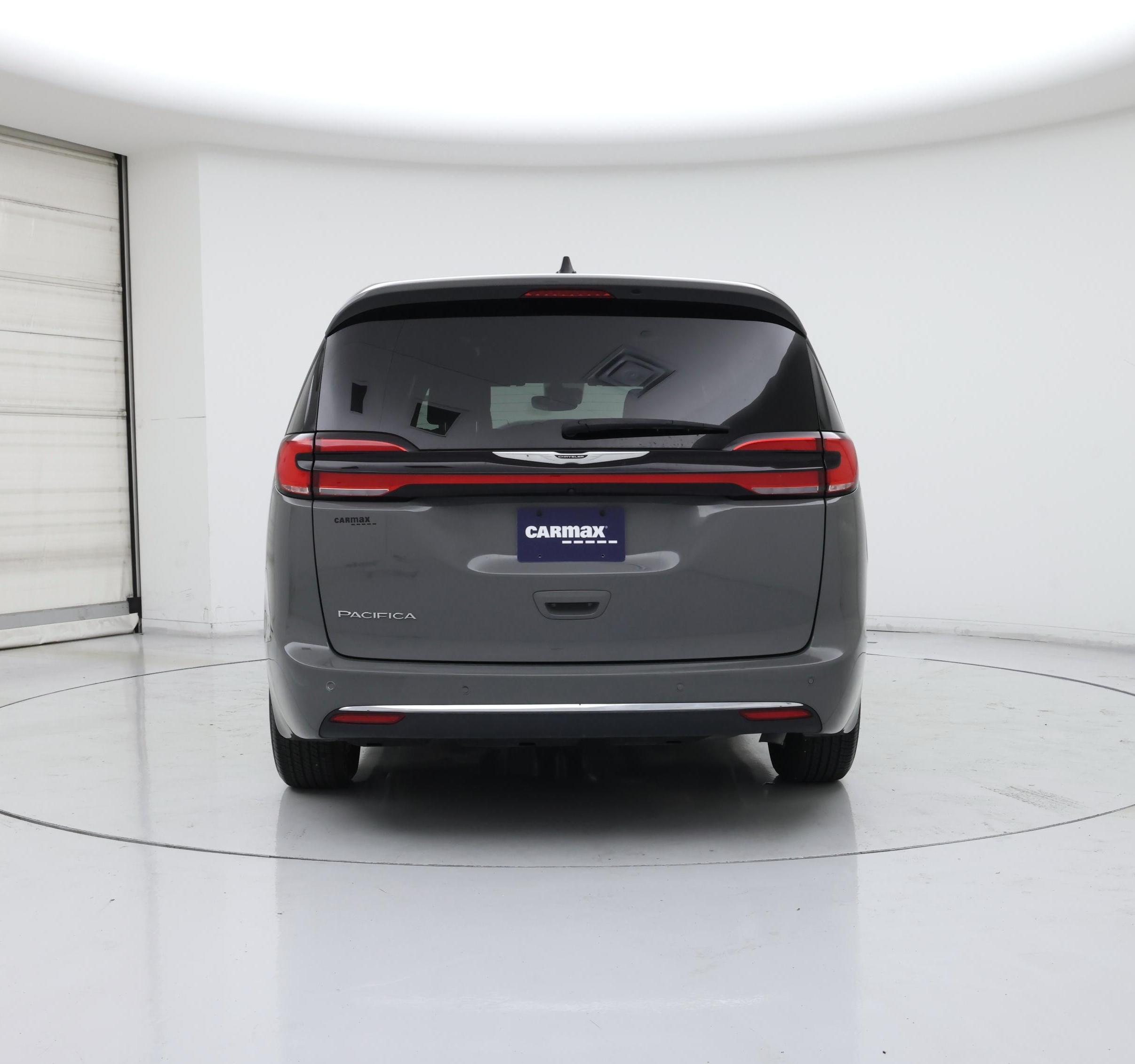 Thumbnail: 2025 Chrysler Pacifica - 6