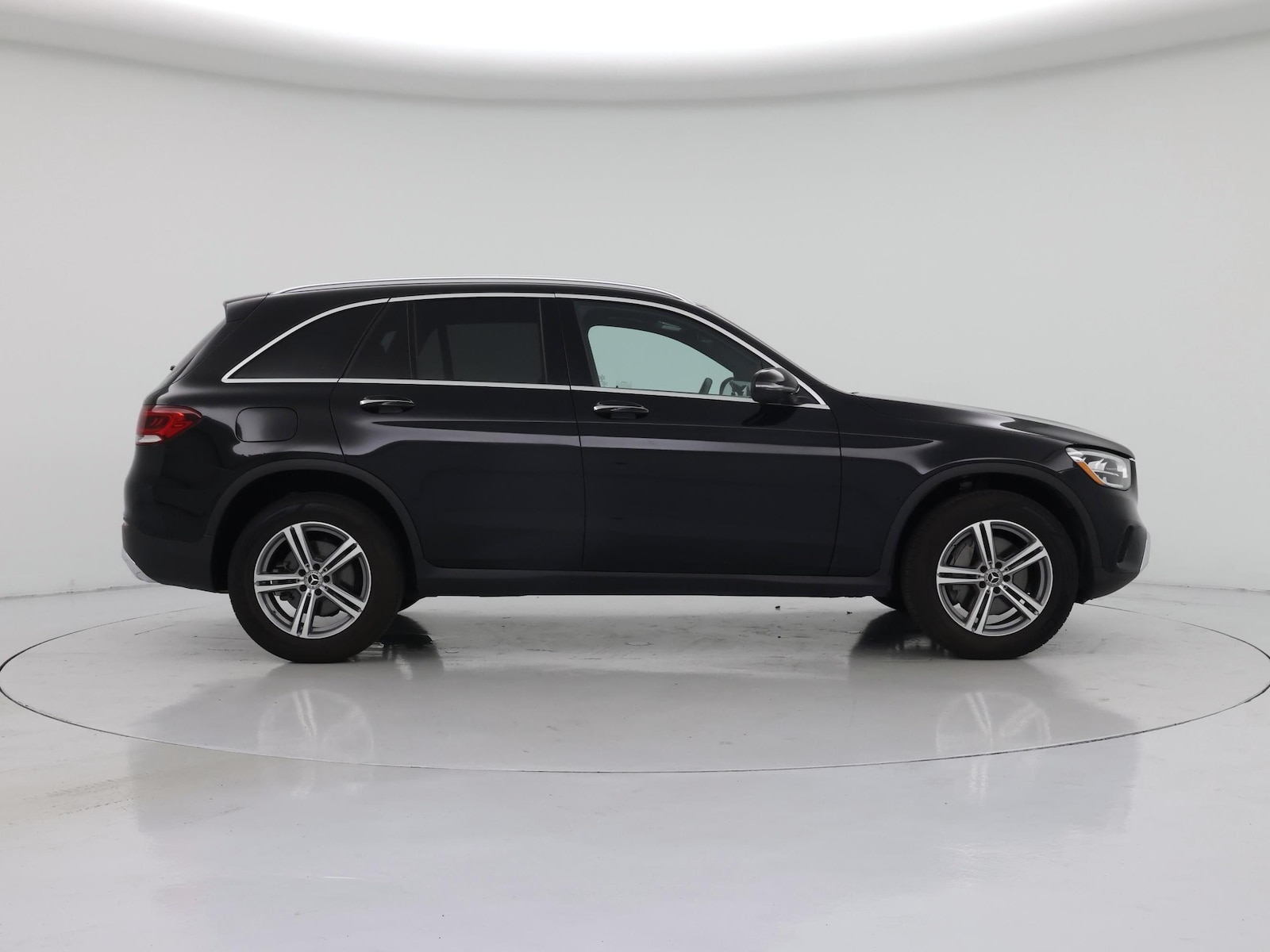 2022 Mercedes-Benz GLC GLC300 - Photo 8