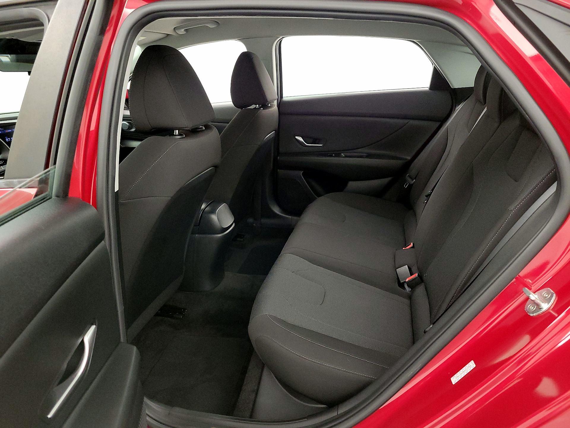 Thumbnail: 2021 Hyundai Elantra - 19