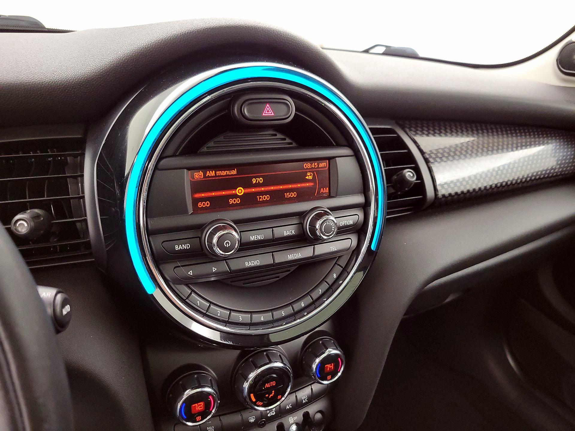 Thumbnail: 2016 MINI Cooper Hardtop - 12