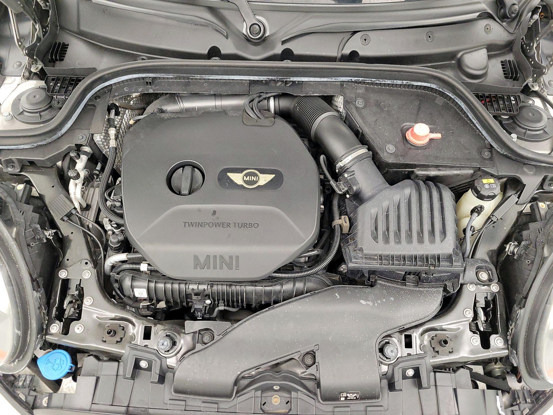 Thumbnail: 2016 MINI Cooper Hardtop - 19