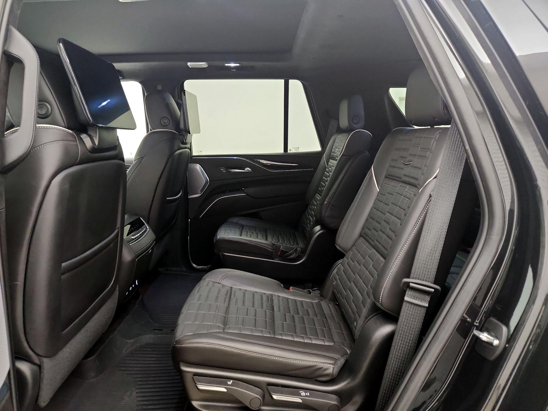 Thumbnail: 2024 Cadillac Escalade - 20