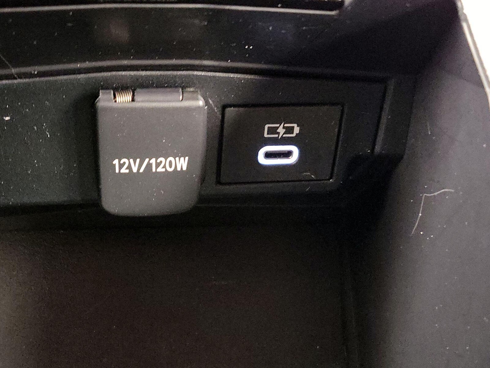 2023 Toyota Corolla SE - Photo 19