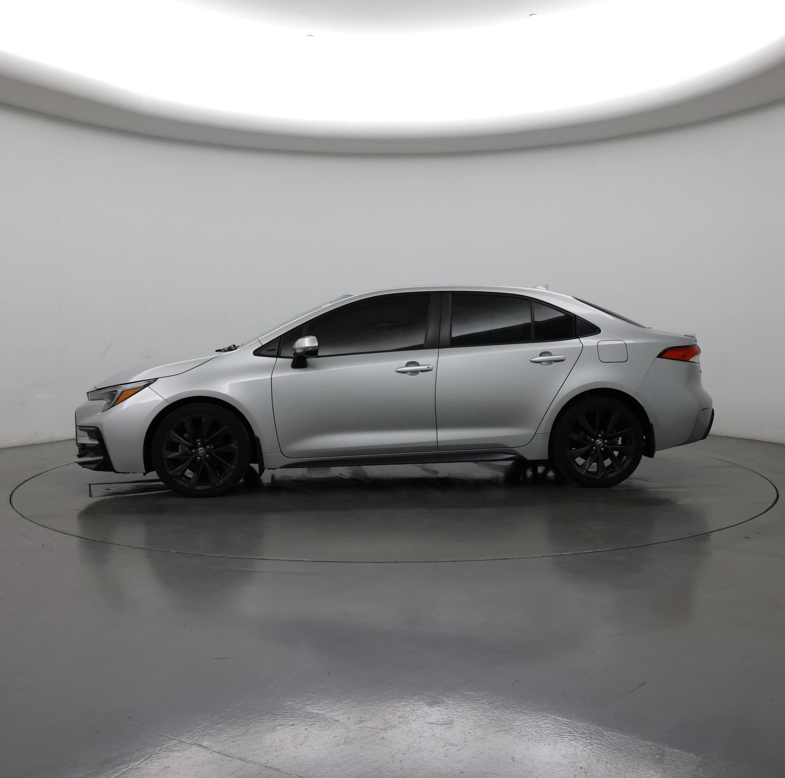Thumbnail: 2023 Toyota Corolla - 3