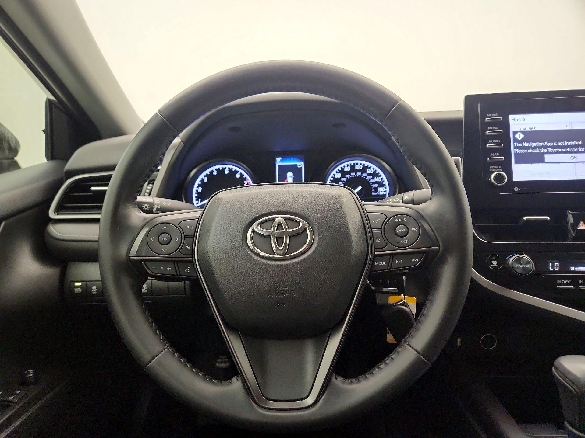 Thumbnail: 2023 Toyota Camry - 10