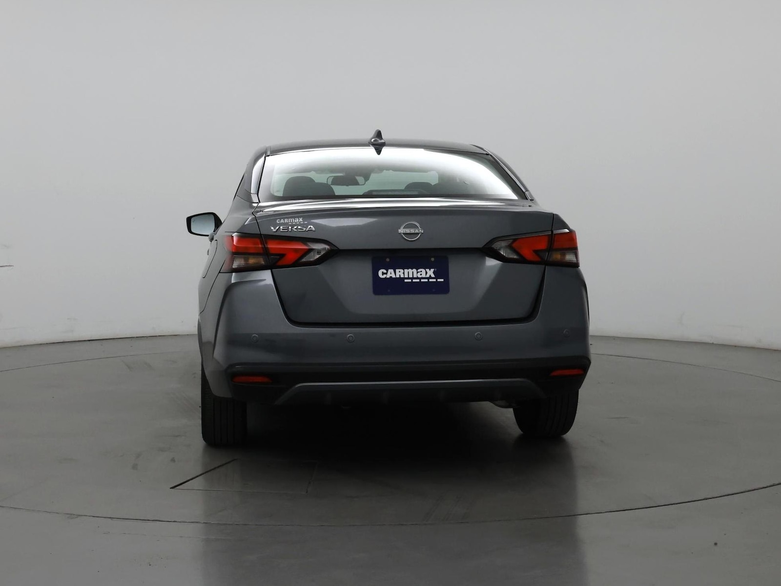 2025 Nissan Versa Sedan SV - Photo 7