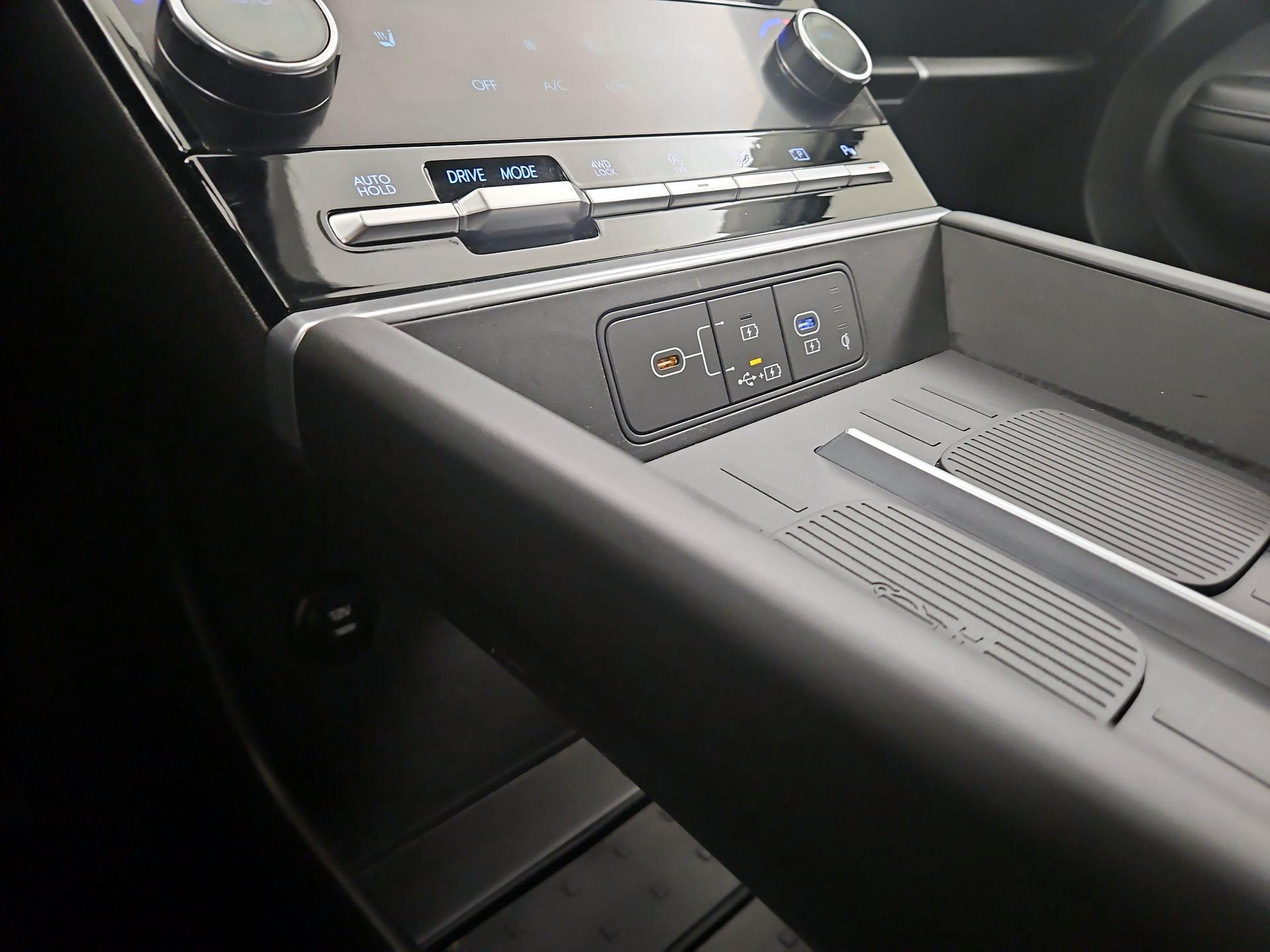Thumbnail: 2025 Hyundai Santa Fe - 19