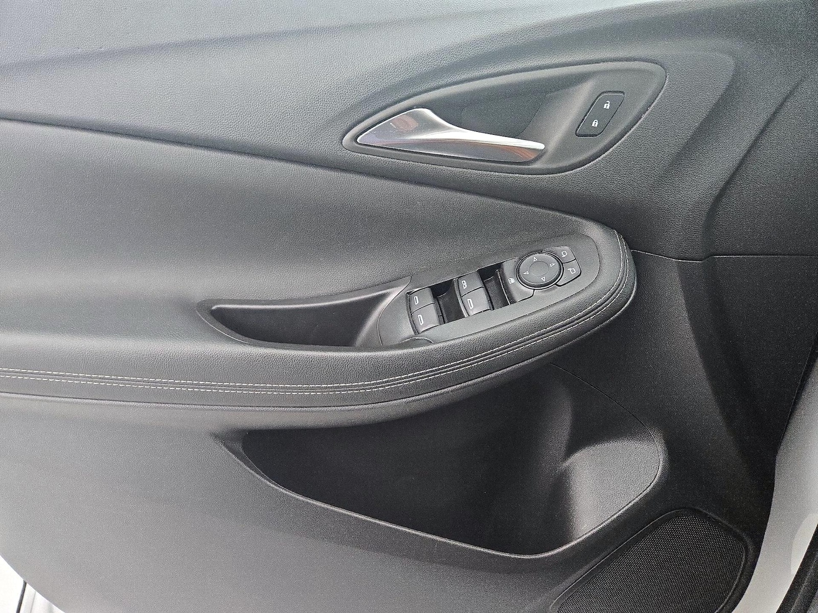 2025 Buick Encore GX Preferred - Photo 13