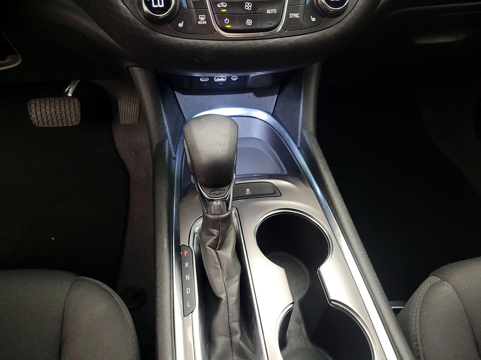 Thumbnail: 2023 Chevrolet Malibu - 17
