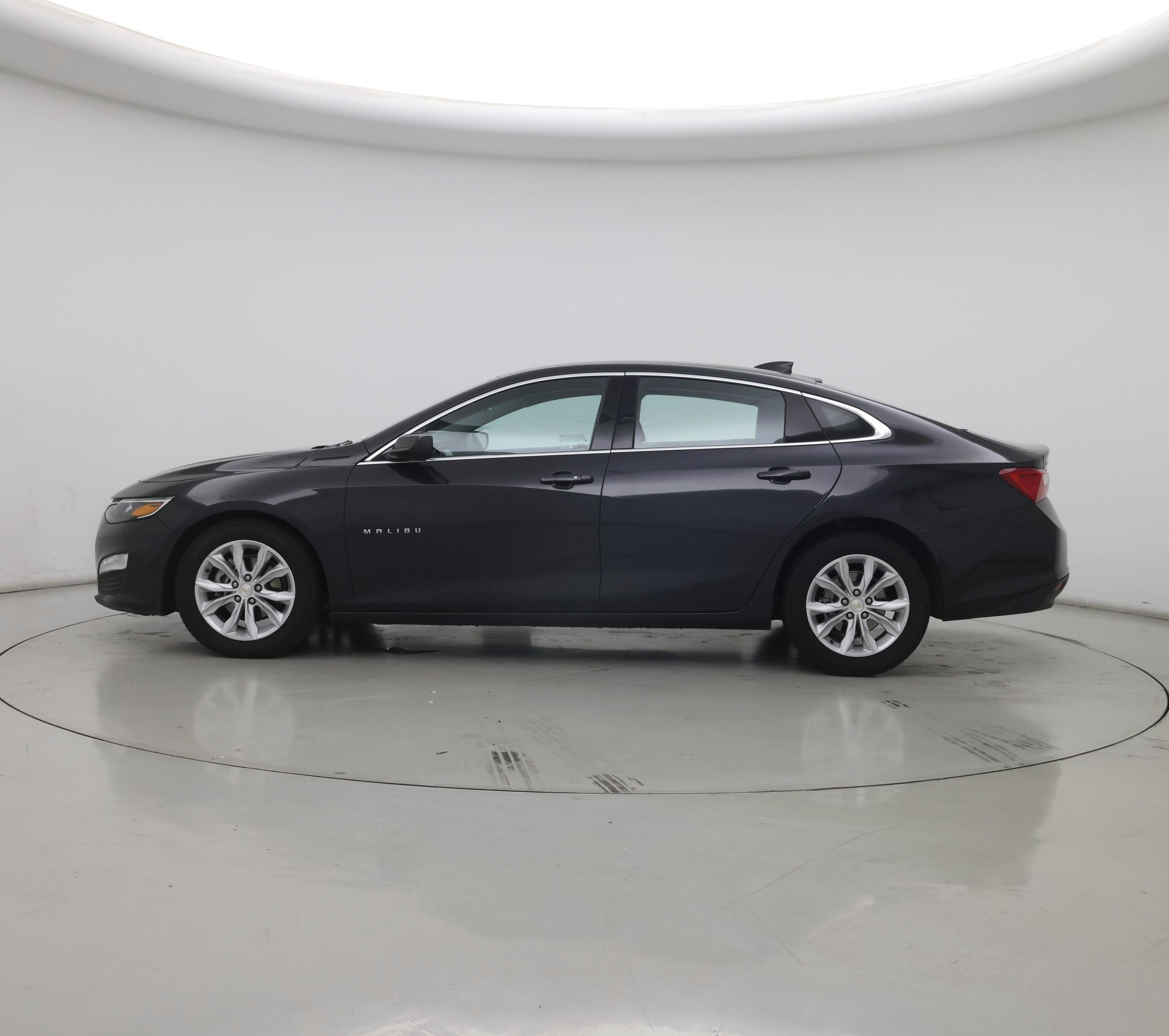 Thumbnail: 2023 Chevrolet Malibu - 3