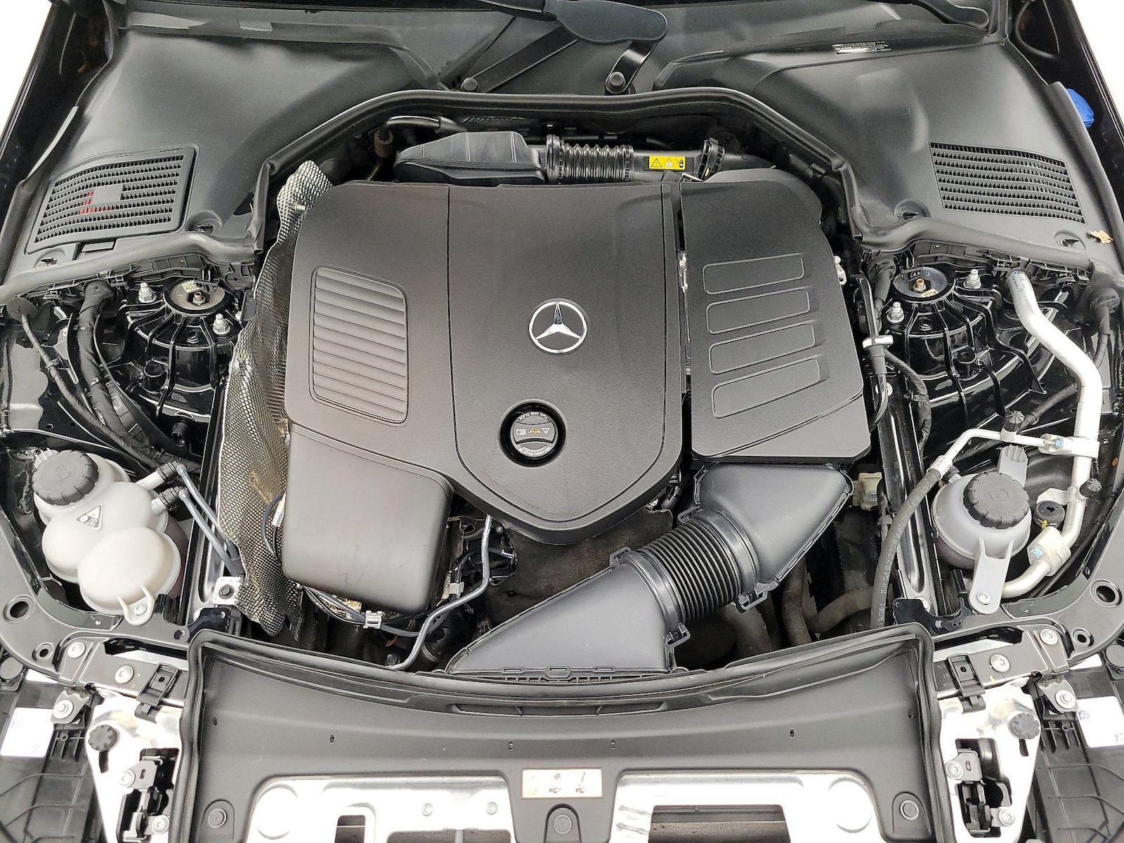 2022 Mercedes-Benz C-Class Sedan C 300 - Photo 23