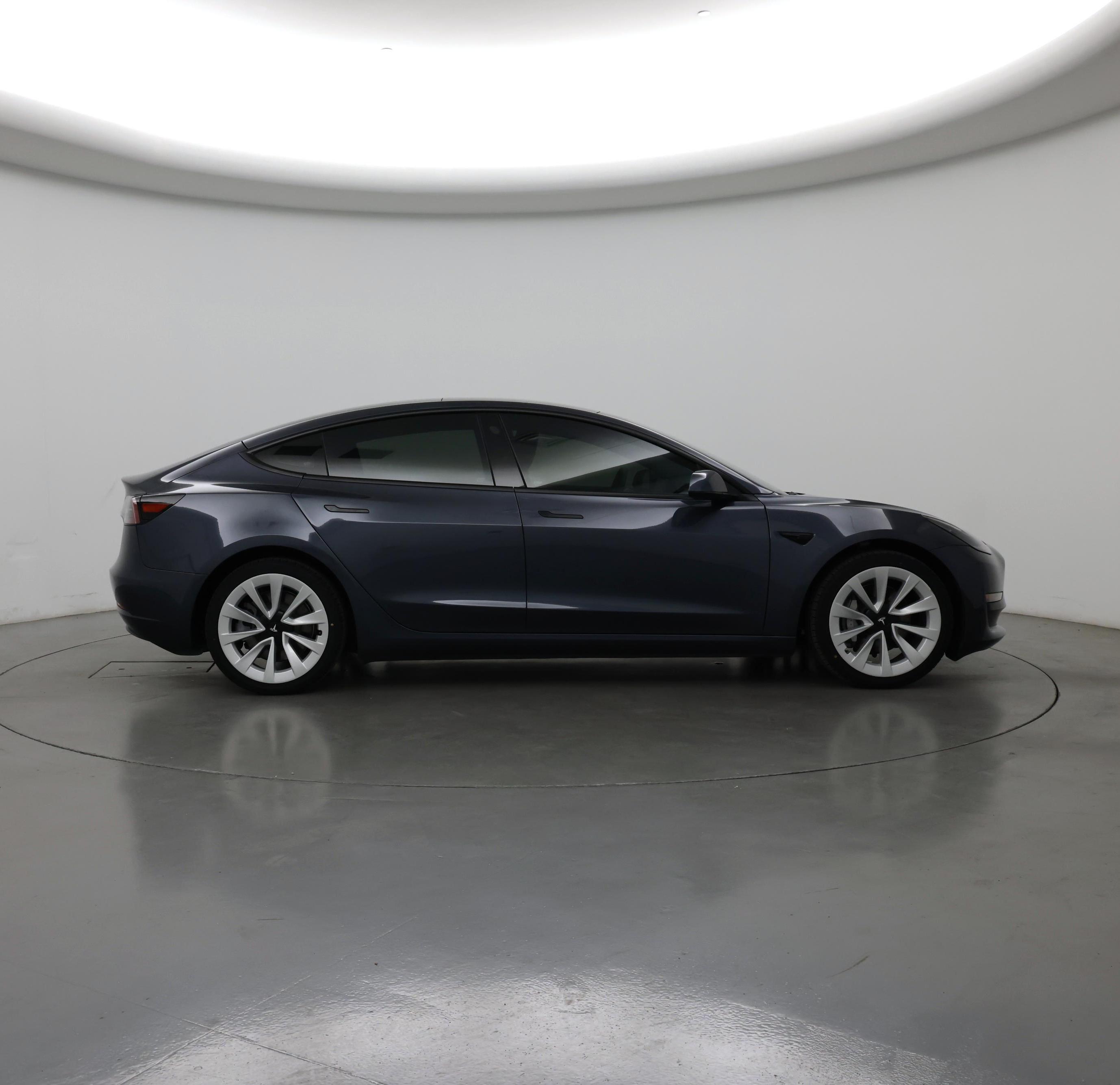 Thumbnail: 2022 Tesla Model 3 - 7