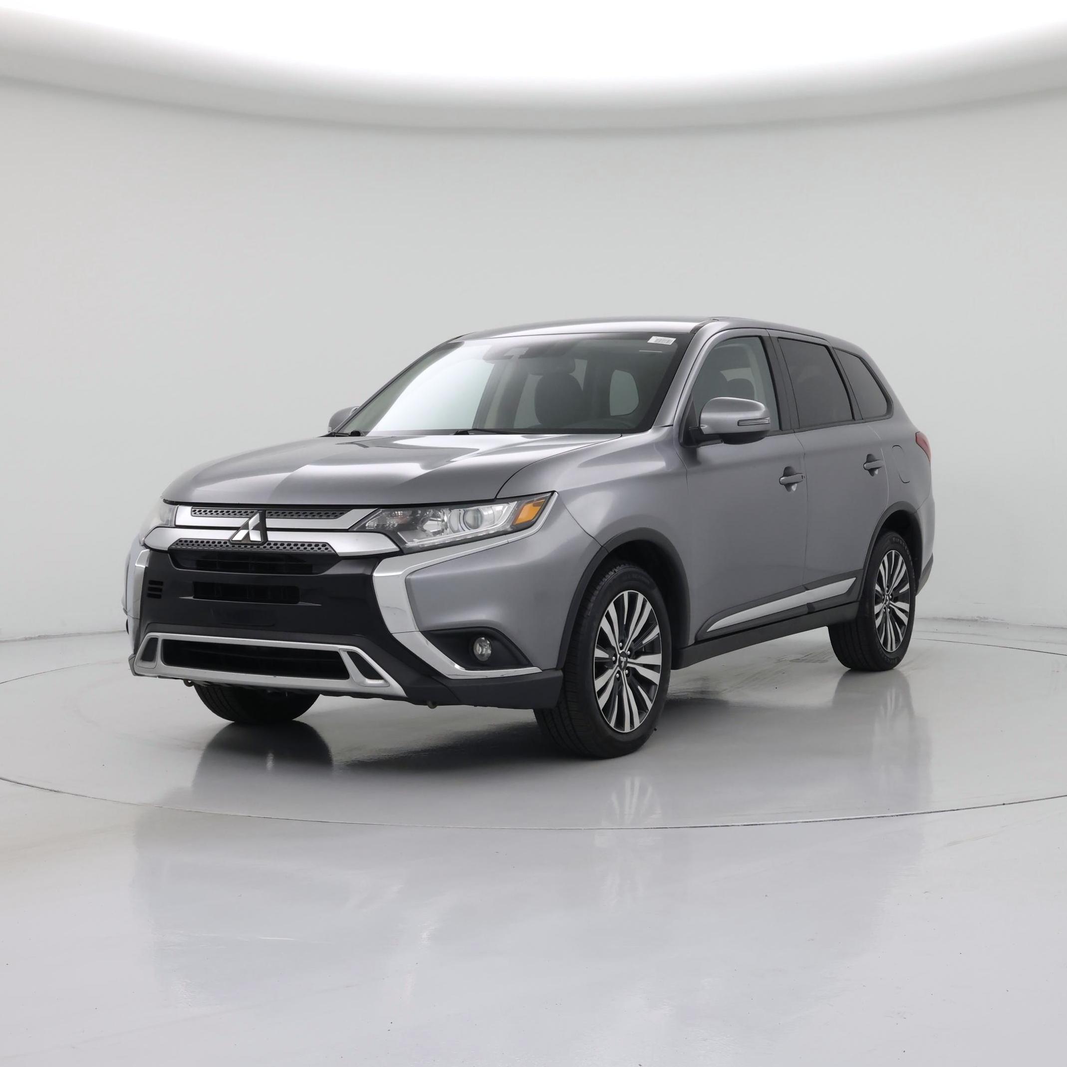 Thumbnail: 2020 Mitsubishi Outlander - 4