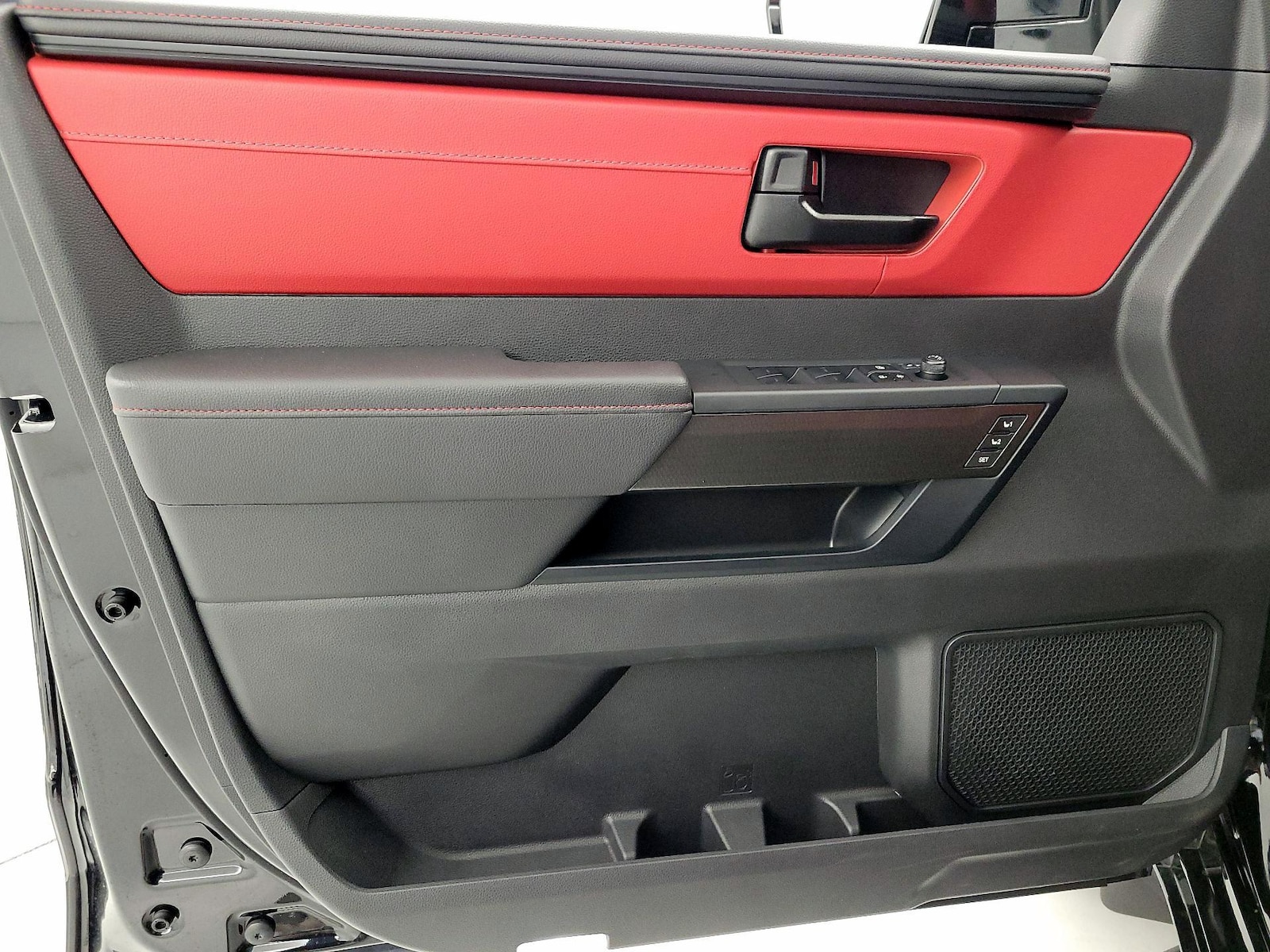 2026 Toyota Sequoia TRD Pro - Photo 13