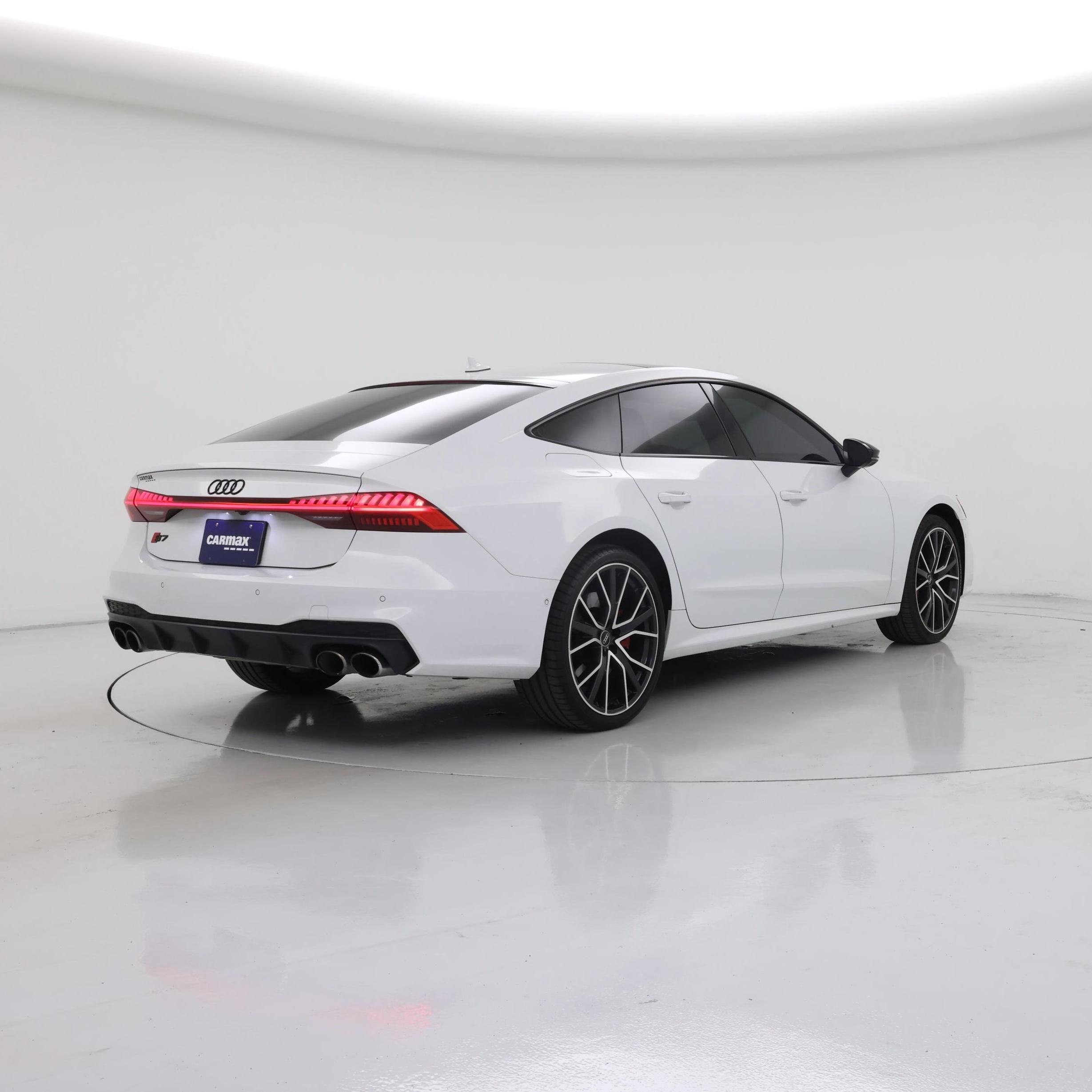 Thumbnail: 2021 Audi S7 - 8